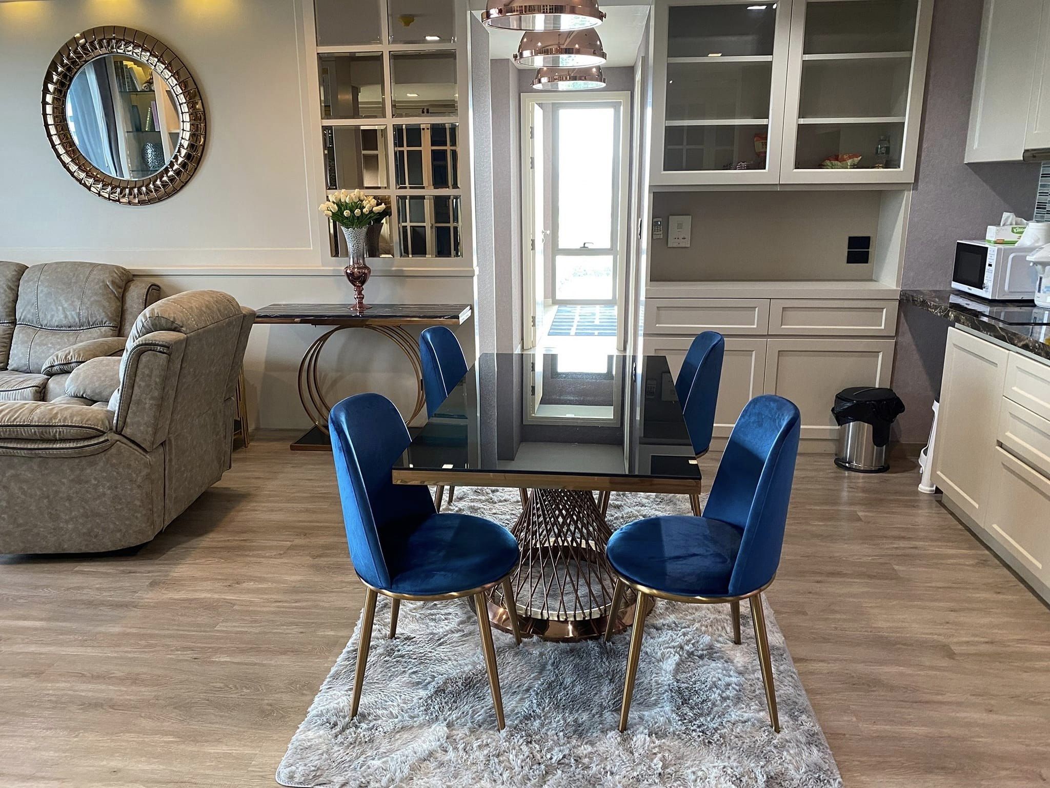 ขายคอนโด สตาร์ วิว พระราม3 ริมแม่น้ำ ชั้น 20 ขายราคา 9,900,000 บาท ห้องใหม่มาก ทำเสร็จแล้วแต่ไม่ได้อยู่ น่าอยู่มาก เรื่องวิวสวย ขนาด 77 ตรม 2 ห้องนอน