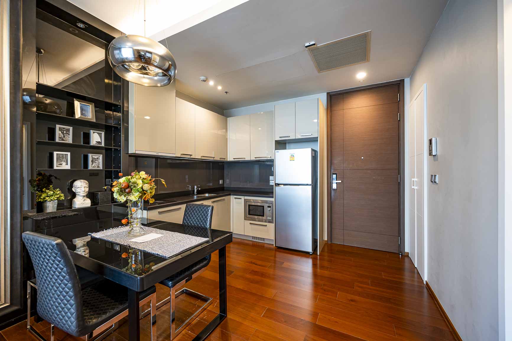 ✨ ให้เช่าคอนโดหรู Quattro by Sansiri ✨