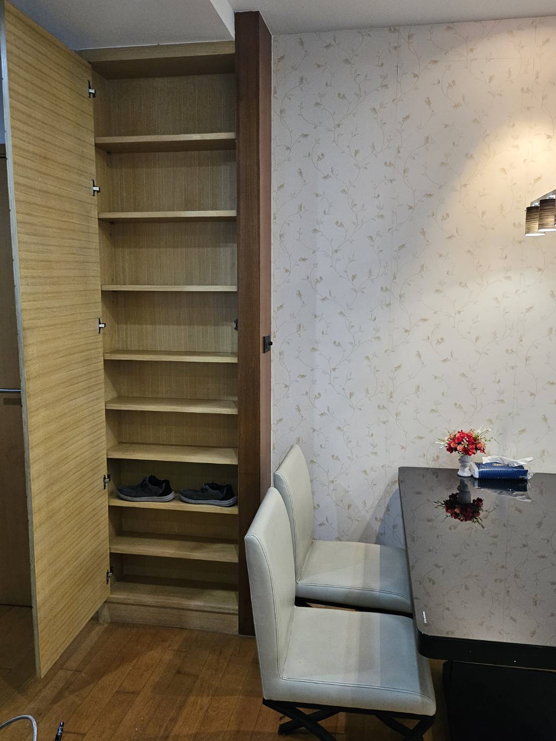 ðĨ āđāļŦāđāđāļāđāļē! āļāļāļāđāļāļĒāļđāļāļīāļāļŦāļēāļĒāļēāļ Villa Rachatewi (āļ§āļīāļĨāļĨāđāļē āļĢāļēāļāđāļāļ§āļĩ) āļŦāđāļāļāļĄāļļāļĄ āļāļąāđāļ 8 āļāļāļēāļ 58 āļāļĢ.āļĄ. āļ§āļīāļ§āļŠāļĢāļ°āļ§āđāļēāļĒāļāđāļģ āļŠāļ āļēāļāļāļĩ āļāļĢāđāļāļĄāļāļĒāļđāđ