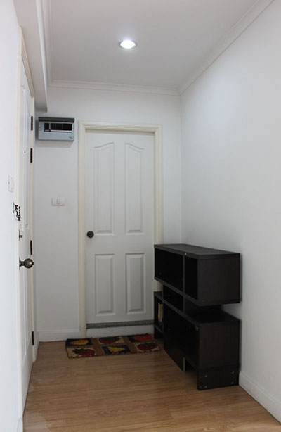 ขาย/ให้เช่า Lumpini Ville Prachachuen-Phongphet ลุมพินิ วิลล์ ประชาชื่น-พงษ์เพชร ห้อง 1 ห้องนอน พื้นที่ 42 ตร.ม.ชั้น 17 วิวสระ ตึก A เฟอร์นิเจอร์ครบ พร้อมเข้าอยู่