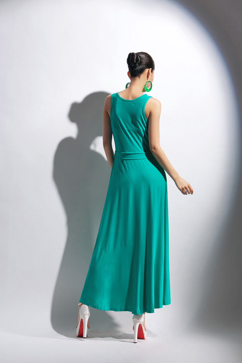 MAXI DRESS ชุดเดรสยาวแฟชั่นคอวี แขนกุด สีเขียว ใส่ออกงาน เซ็กซี่ สวยๆ ASIA STREET FASHION