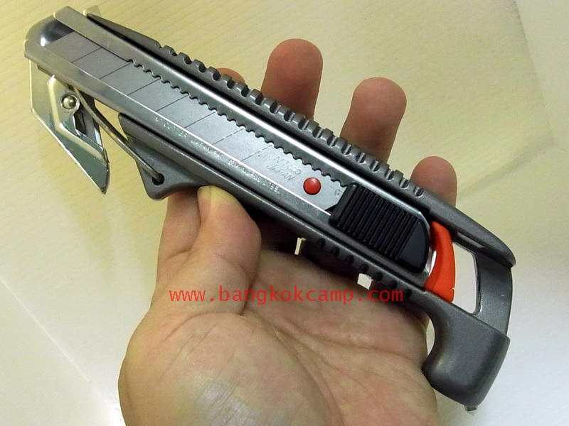 มีดกู้ภัยฉุกเฉิน/คัตเตอร์ญี่ปุ่น NT CUTTER Rescue Tool ...Made in Japan ใหม่ แท้ (RES-1200GP) (เป็นคัตเตอร์+ตัดสายนิรภัย+ทุบกระจก)