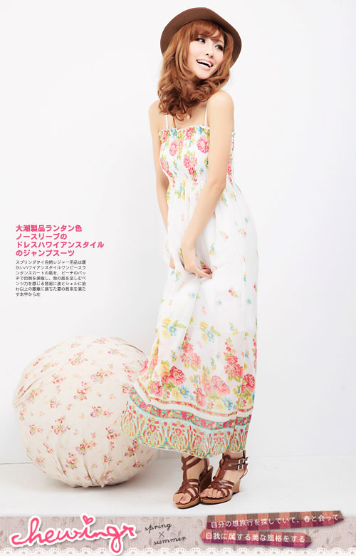 maxi dress ชุดเดรสยาวสายเดี่ยว งานแต่งงาน ผ้าชีฟอง พื้นสีขาว ลายดอกไม้ สม็อกอก ใส่ออกงานได้ สวยๆ Asia Street Fashion