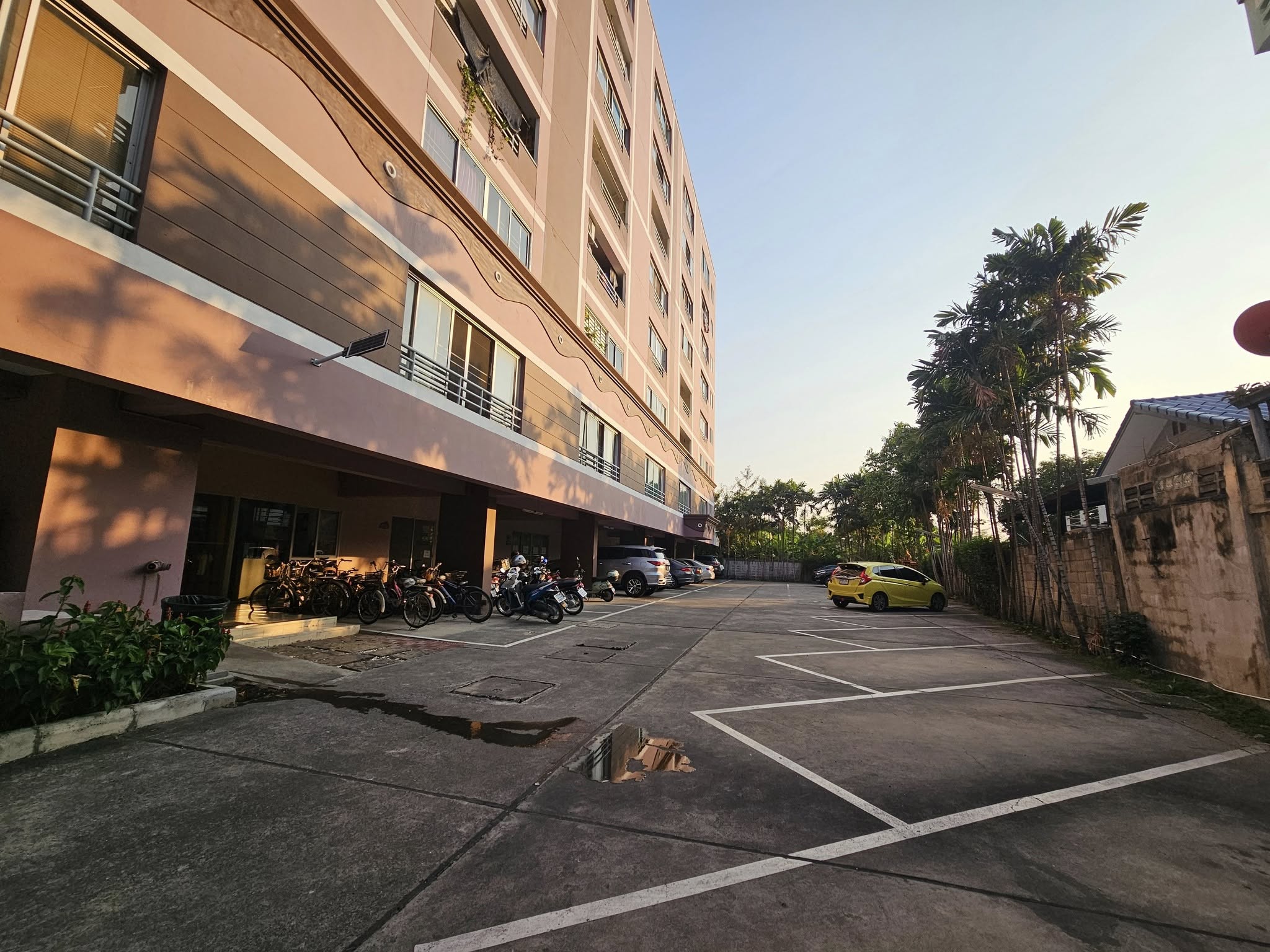 ให้เช่าคอนโด คาซ่า เดอ ซานซาร์ร่า พหลโยธิน 46/2 ใกล้ BTS พหลโยธิน 59 คอนโด 2 ห้องนอนย่านพหลโยธิน สะพานใหม่ ปรับปรุงใหม่