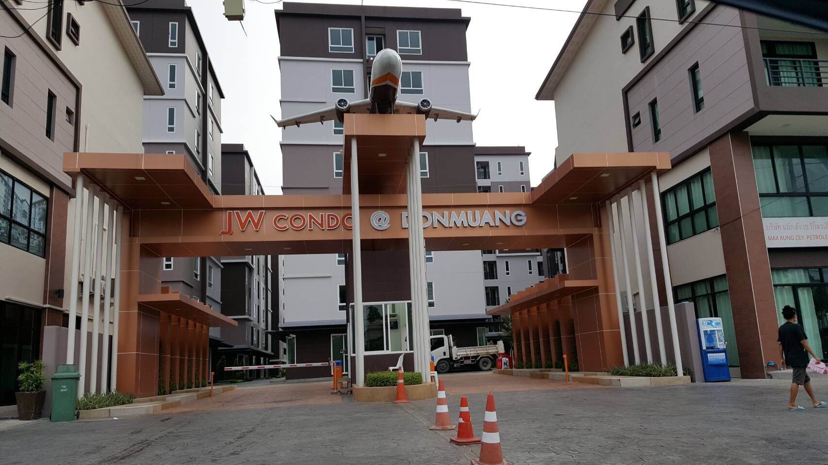 ให้เช่าคอนโด เจ ดับบลิว คอนโด @ ดอนเมือง JW Condo @ Donmuang ขนาดห้อง : 36.5 ตร.ม.