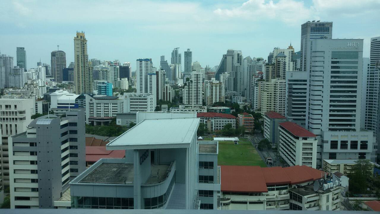 คอนโด Supalai Premier@asoke ให้เช่า ห้องสตูดิโอ ราคา 17000 / เดือน พื้นที่ 35 ตร.ม ชั้น 26 พร้อมเฟอร์ คอนโดอยู่ใกล้ MRT เพชรบุรี เพียง 150 เมตร ใกล้ BTS อโศก และ Airport Rail Link.