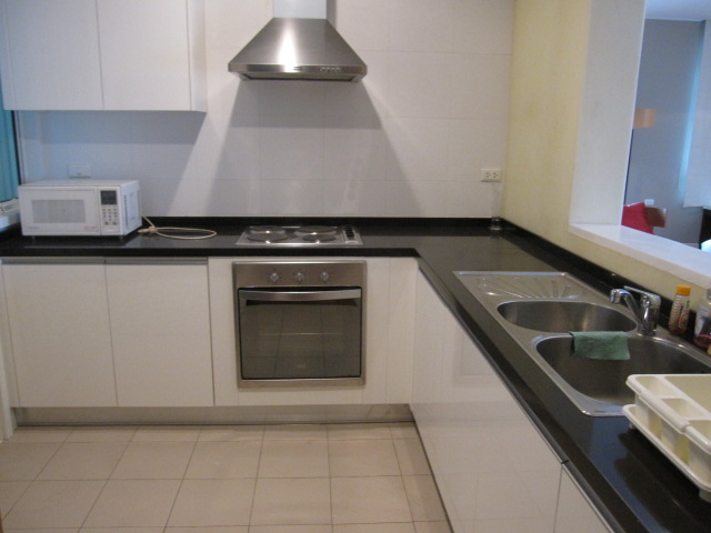 ให้เช่าคอนโด Siri Residence (สิริ เรสซิเด้นซ์) มีทั้ง 1-3 ห้องนอน ห้องใหม่ยังไม่เคยพัก แต่งครบพร้อมเข้าอยู่