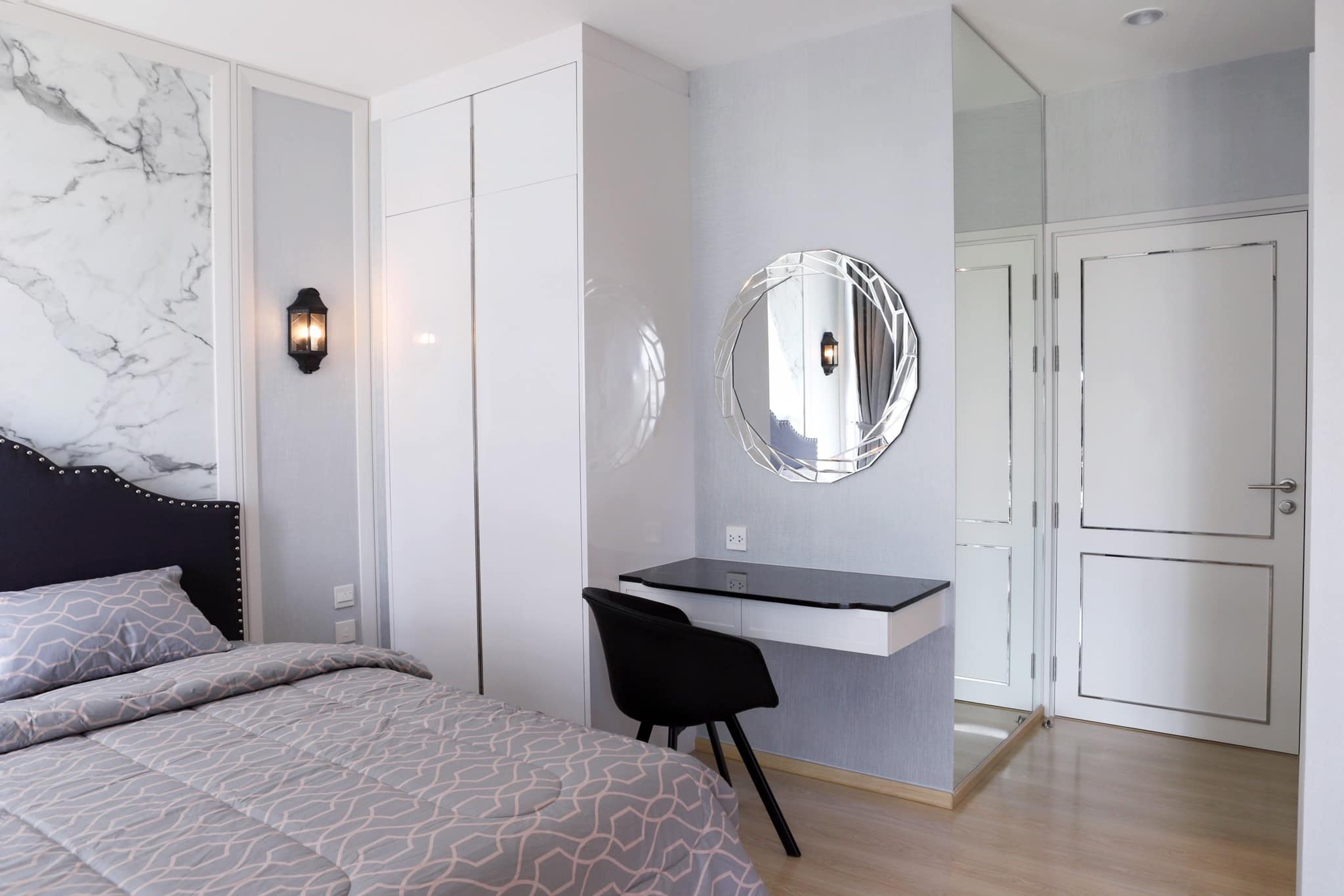 ขาย/เช่าคอนโด Noble Revolve Ratchada 2 โนเบิล รีวอลฟ์ รัชดา 2 ชั้น 18 แบบ 2 ห้องนอน ขนาด 52.86 ตรม.