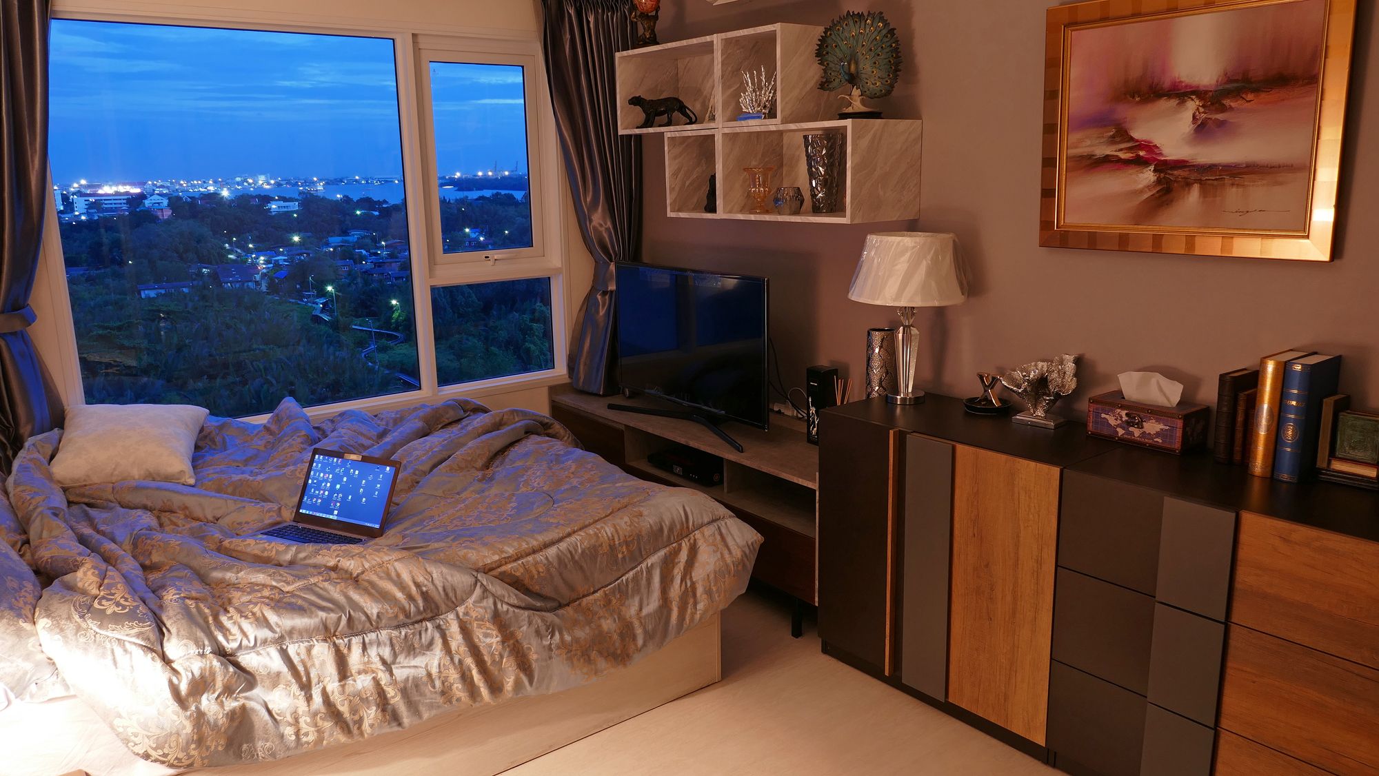 ขายคอนโด Aspire Erawan (แอสปาย เอราวัณ) 2 ห้องนอน 2 ห้องน้ำ 47 ตรม. เป็นห้องมุม