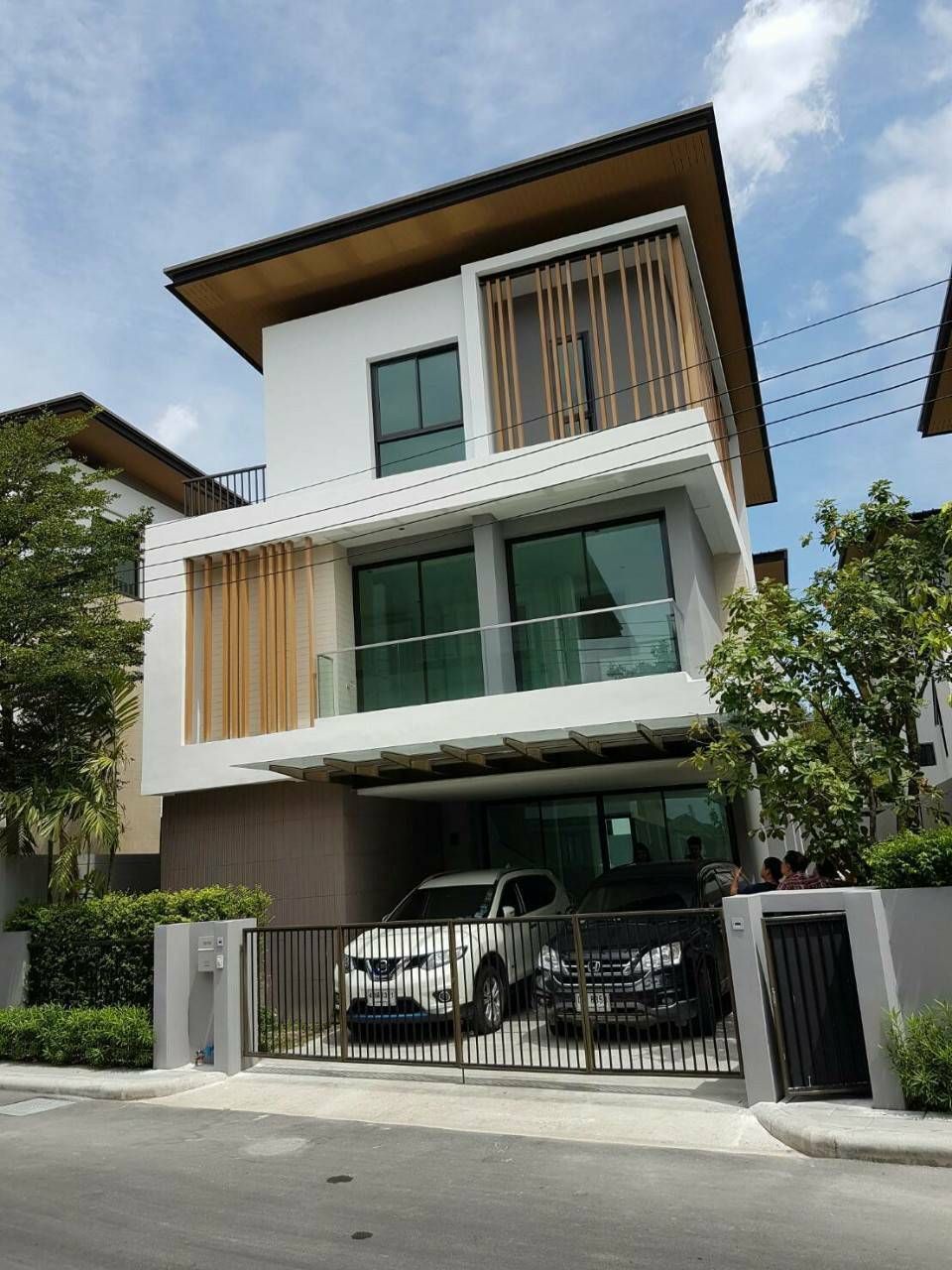 ให้เช่า บ้านเดี่ยว 3 ชั้น 75,000 บาท หมู่บ้าน AQ Arbor สวนหลวง บ้านใหม่หรู มือ 1