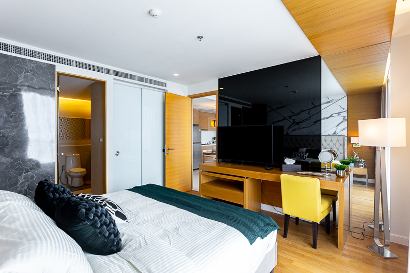 ขายคอนโด Sathorn Heritage (สาทร เฮอริเทจ) 1 ห้องนอน 1 ห้องน้ำ ขนาด 65 ตรม ห้องแต่งครบ ราคาขาย 7,100,000 บาท