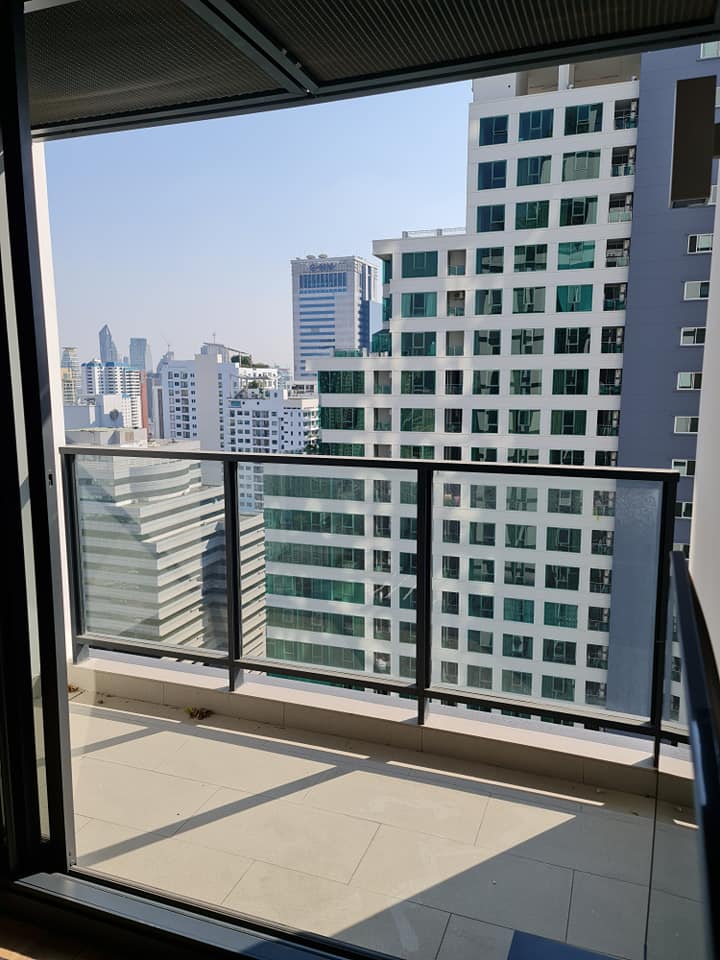 ขายคอนโด The Lofts Asoke by Raimon Land ชั้น 26 ห้องเหมือนใหม่ ตกแต่งพร้อมให้เช่าหรือเข้าอยู่ 1 ห้องนอน
