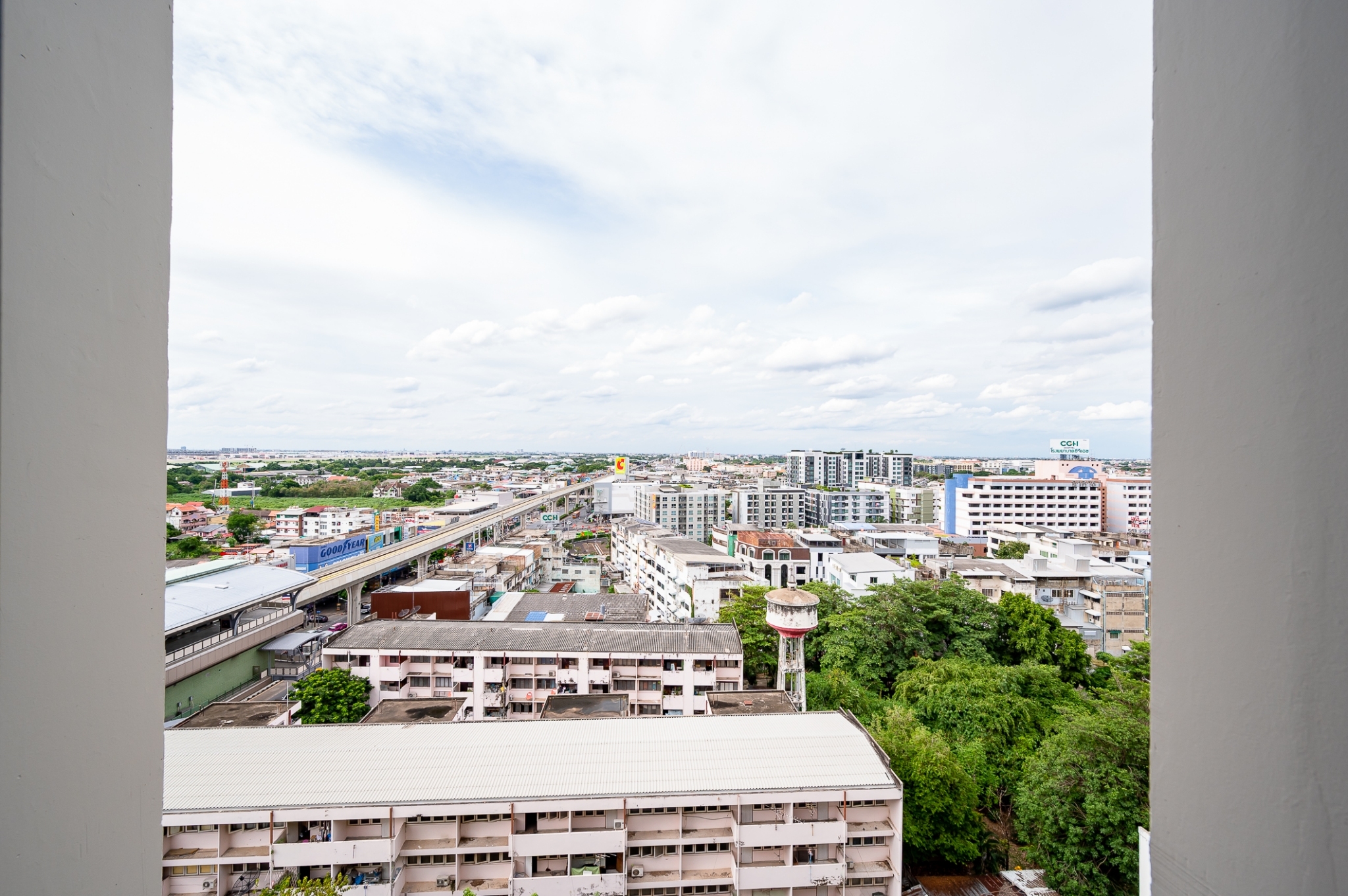 ให้เช่าคอนโด THE BASE SAPHANMAI (เดอะ เบส สะพานใหม่)