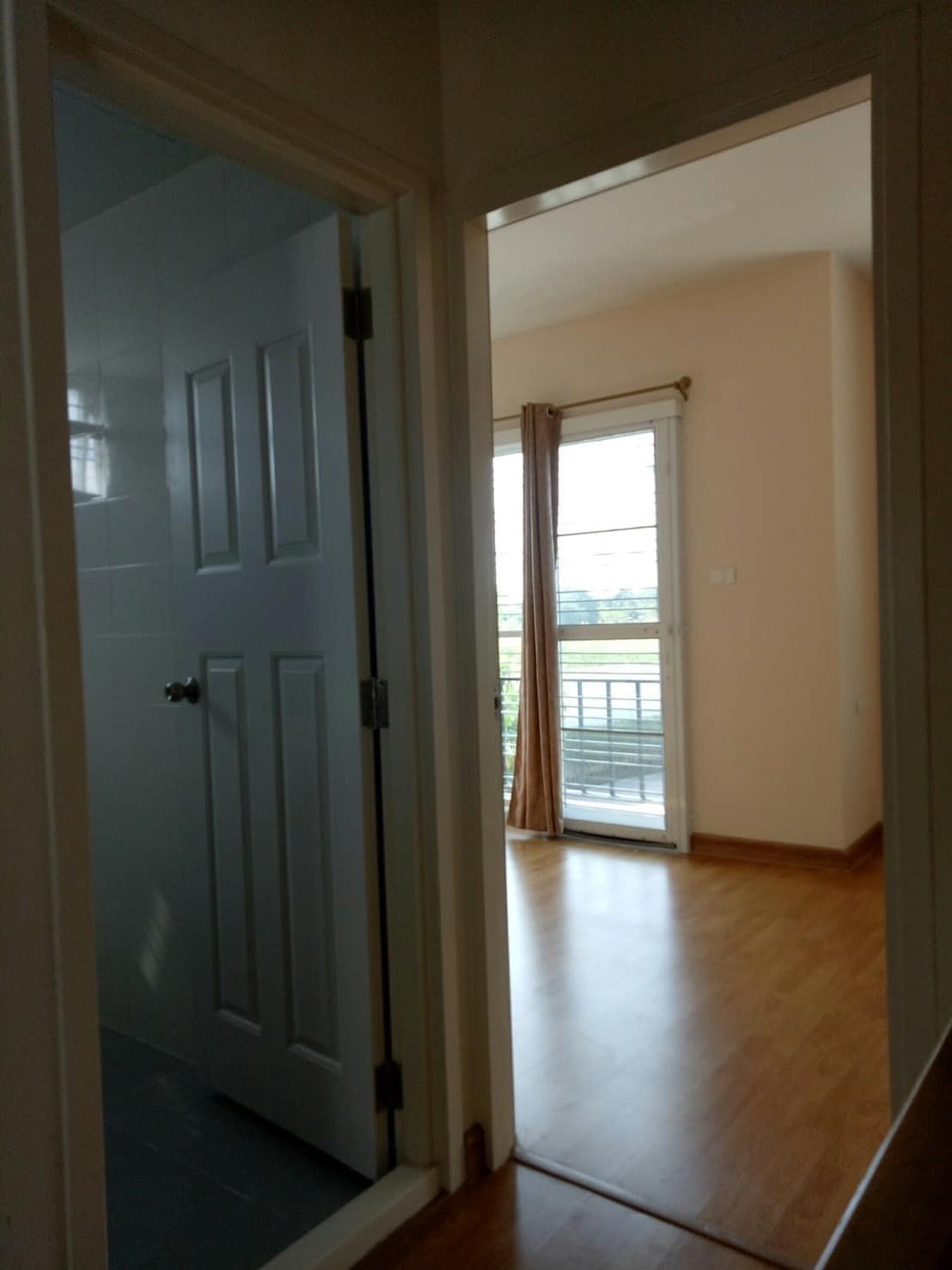 ให้เช่าด่วน ราคาเพียง 17000 ฿ /เดือนเท่านั้น!!ทาวน์เฮ้าส์ โครงการเดอะคัลเลอร์เลชเชอร์ บางนา เฝส 5โครงการอยู่ด้านหลังเมกกะบางนา