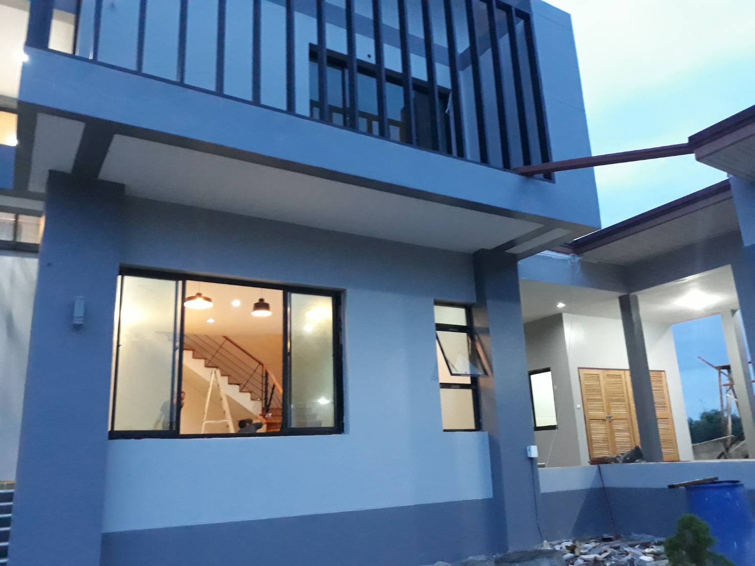 ขายบ้านเดี่ยว 6 ห้องนอน 9 ห้องน้ำ พื้นที่ 5 ไร่ ตำบล บางน้ำเปรี้ยว จังหวัด ฉะเชิงเทรา อยู่ระแวกฅโครงการ CP เมืองใหม่