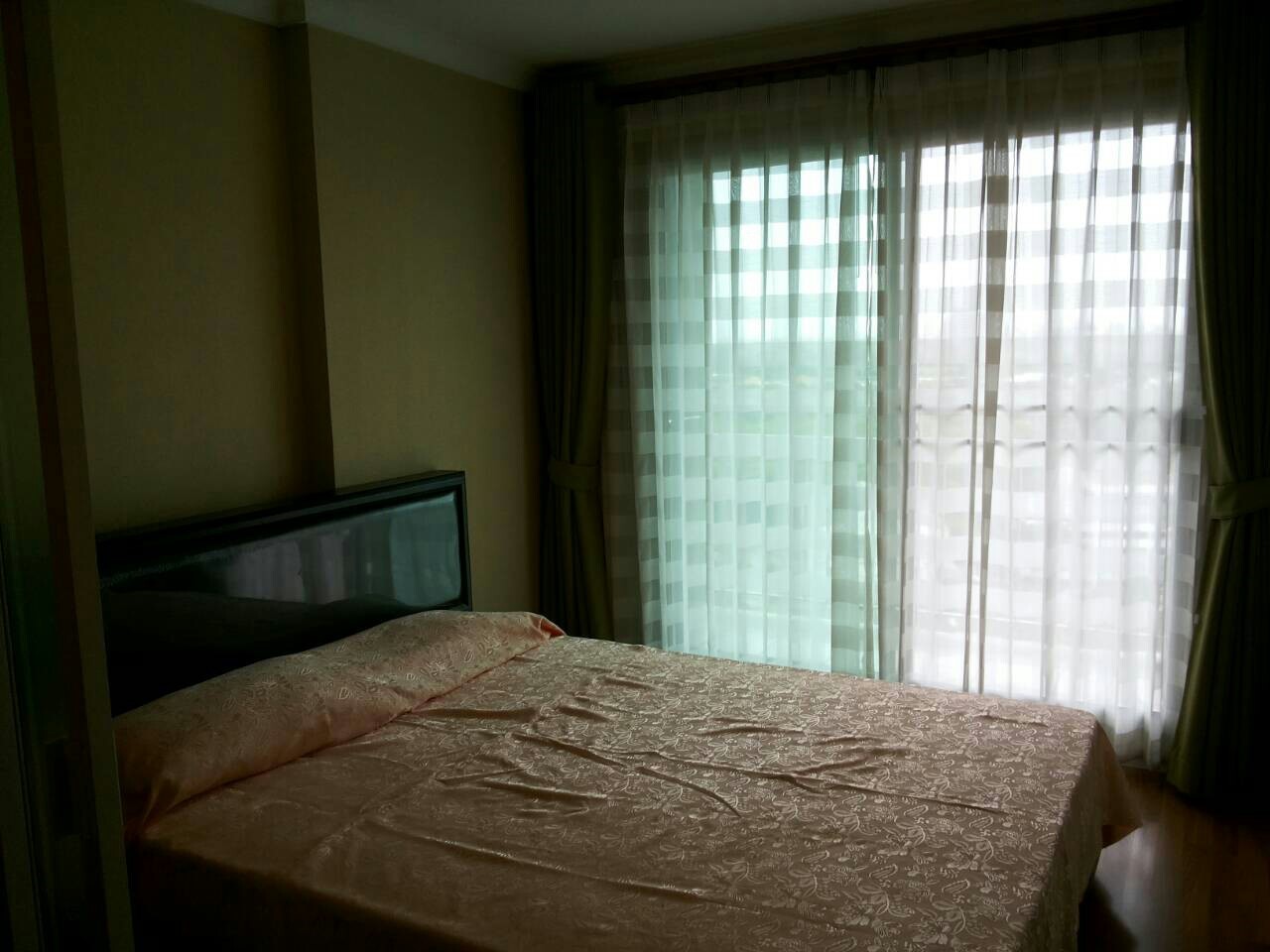 ขาย / เช่า ลุมพินี พระรามเก้า (LPN พระราม9) ชั้น 15 ทิศตะวันออก ห้องขนาด 37 ตรม.