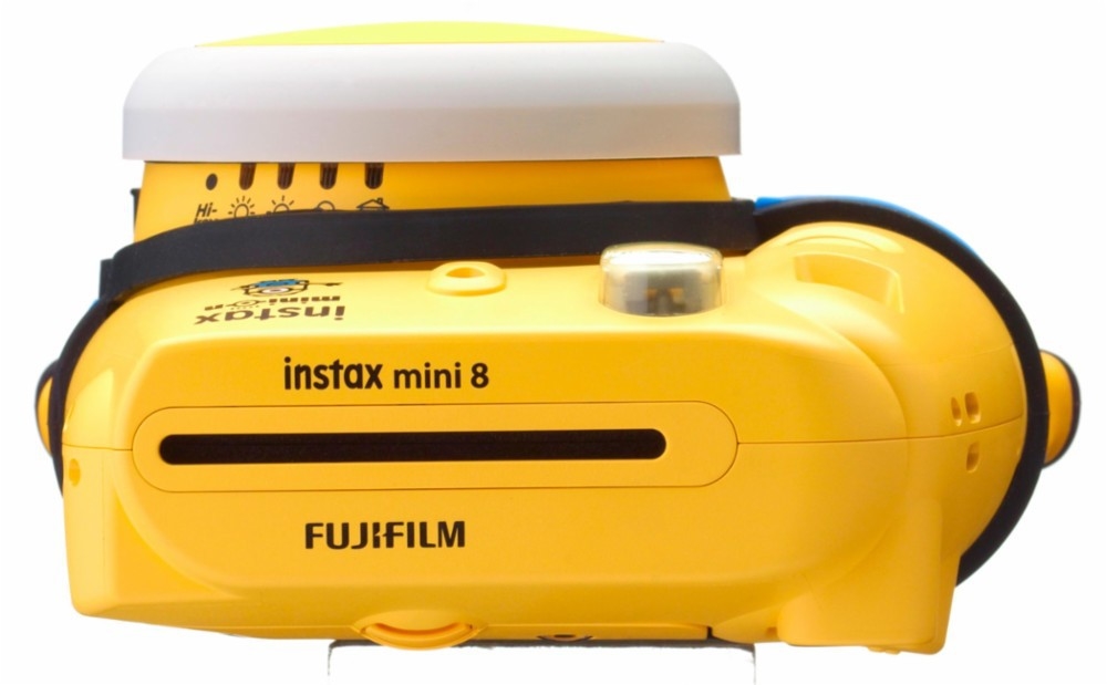 Fujifilm instax mini 8 minions กล้องโพรารอยด์ ***ไม่มีจำหน่ายแล้ว
