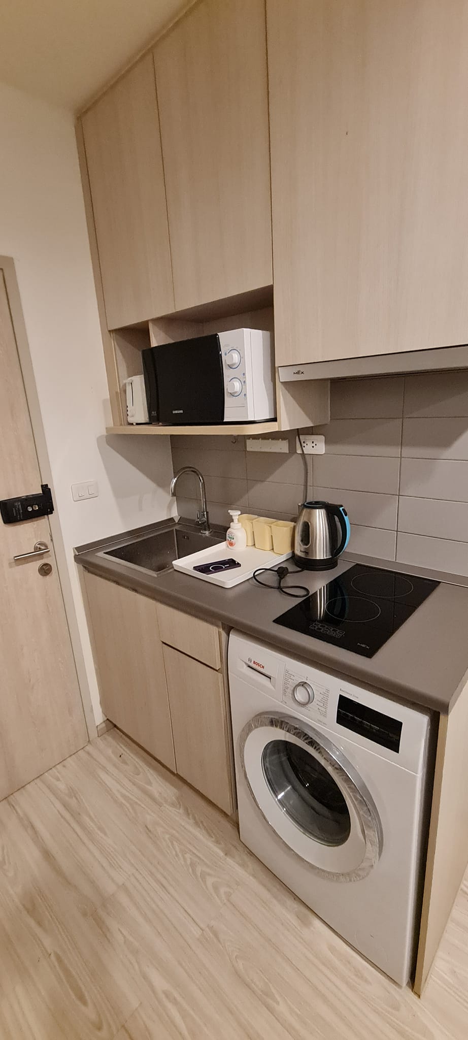 ให้เช่าคอนโด IDEO Mobi Sukhumvit Eastgate (ไอดีโอ โมบิ สุขุมวิท อีสท์เกต ห้องขนาด 30.39 ตรม.