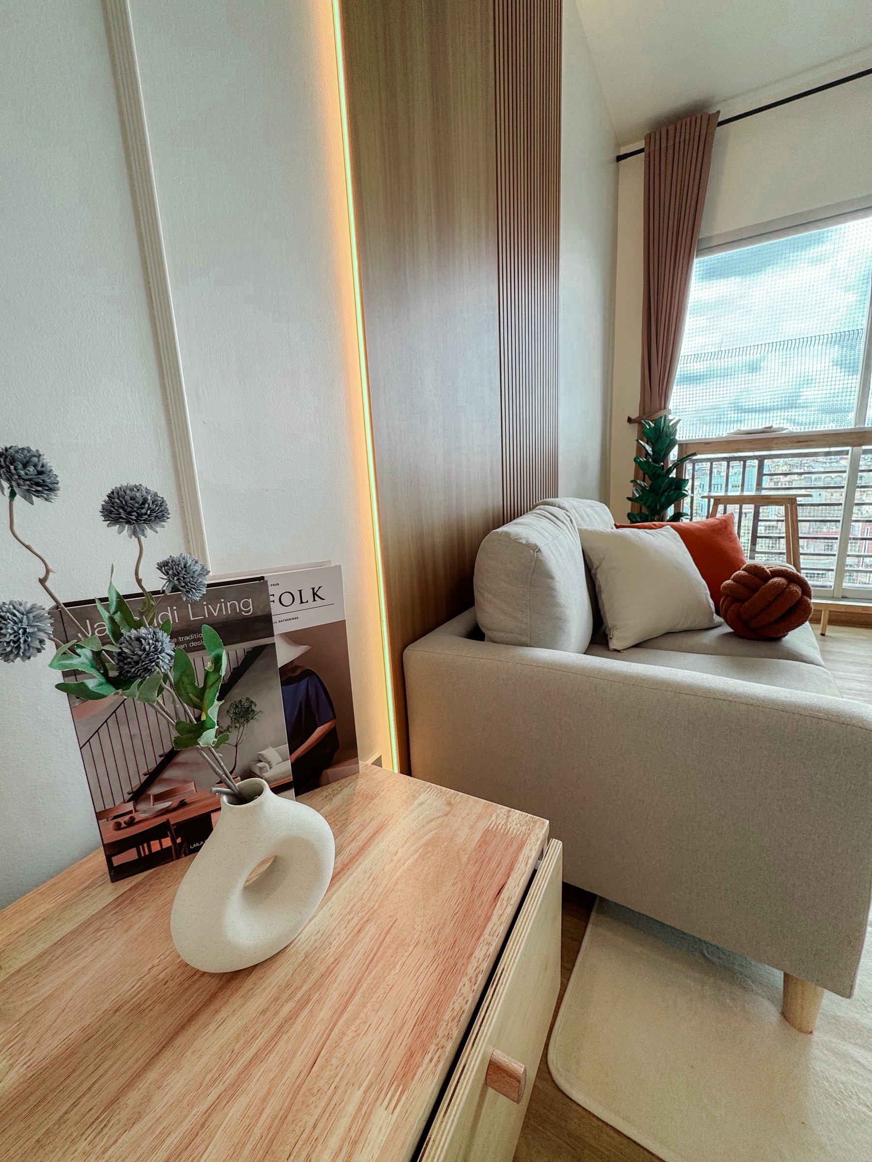 ขายคอนโด เดอะซี้ด สาทร–ตากสิน / For Sale The Seed Sathorn–Taksin