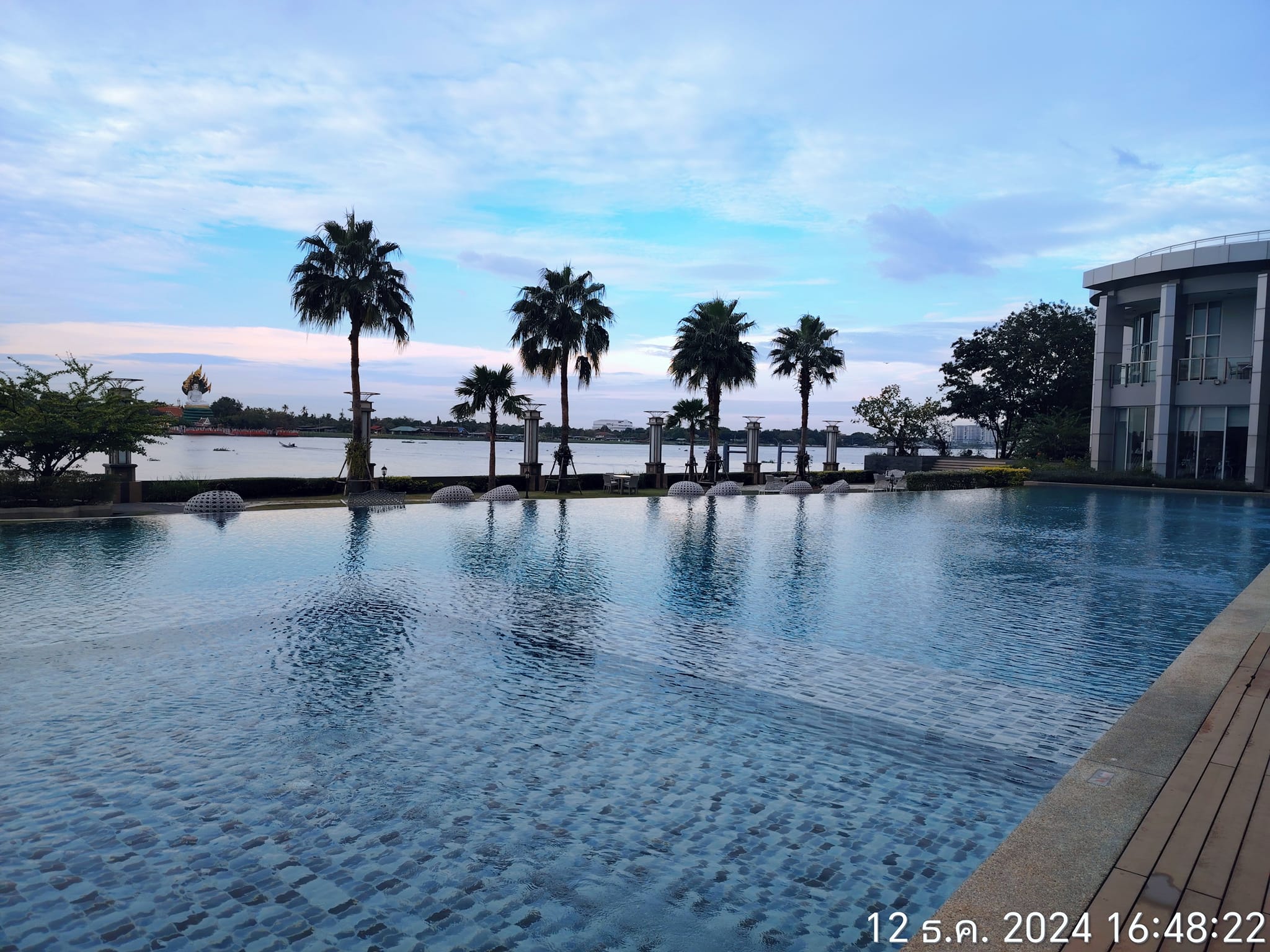 ขายคอนโด Manor Sanambinnam : แมเนอร์ สนามบินน้ำ ขนาดห้อง 39.20 ตร.ม. 1 ห้องนอน 1 ห้องน้ำ ห้องมุม ชั้น 15 วิวแม่น้ำ