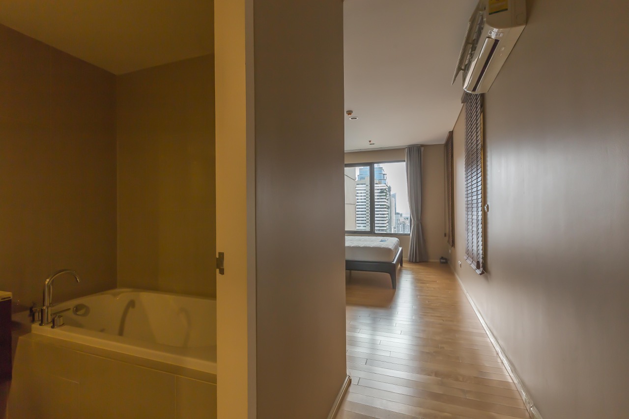 ให้เช่าคอนโด Villa Asoke (วิลล่า อโศก) 2 ห้องนอน 2 น้ำ ห้องDuplex ชั้น 21-22 ขนาด 92 ตรม