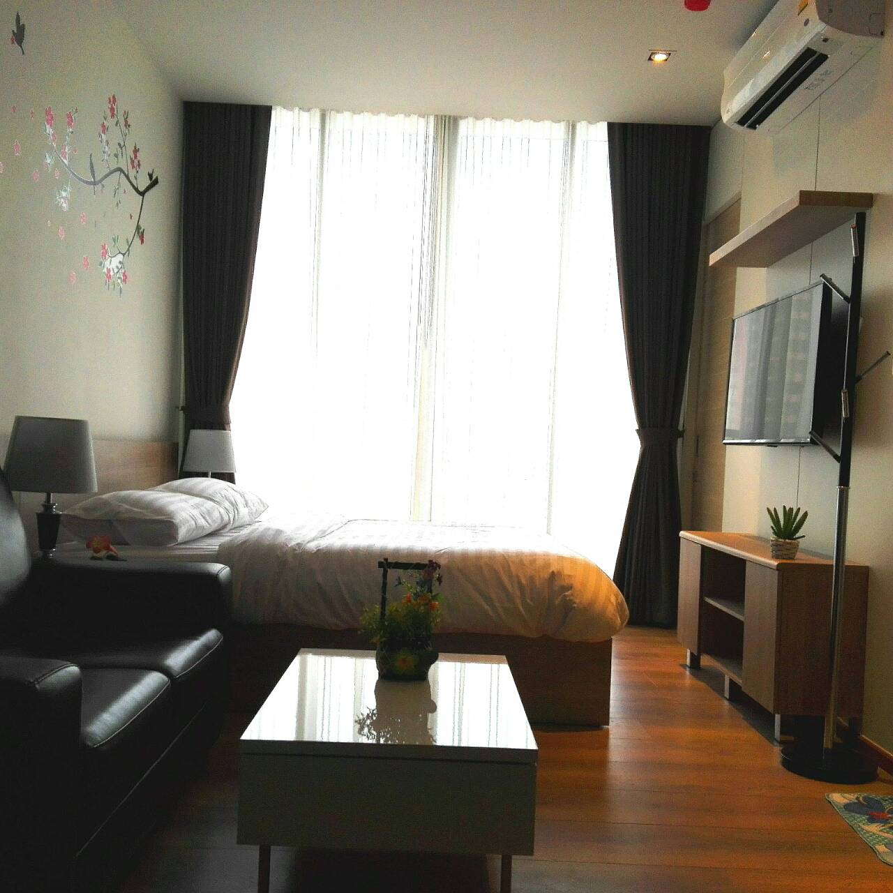 ให้เช่าคอนโด Park 24 (พาร์ค 24) ห้อวสตูดิโอ 1 ห้องน้ำ ขนาด 29.45 ตรม ตึก 3 ชั้น 10