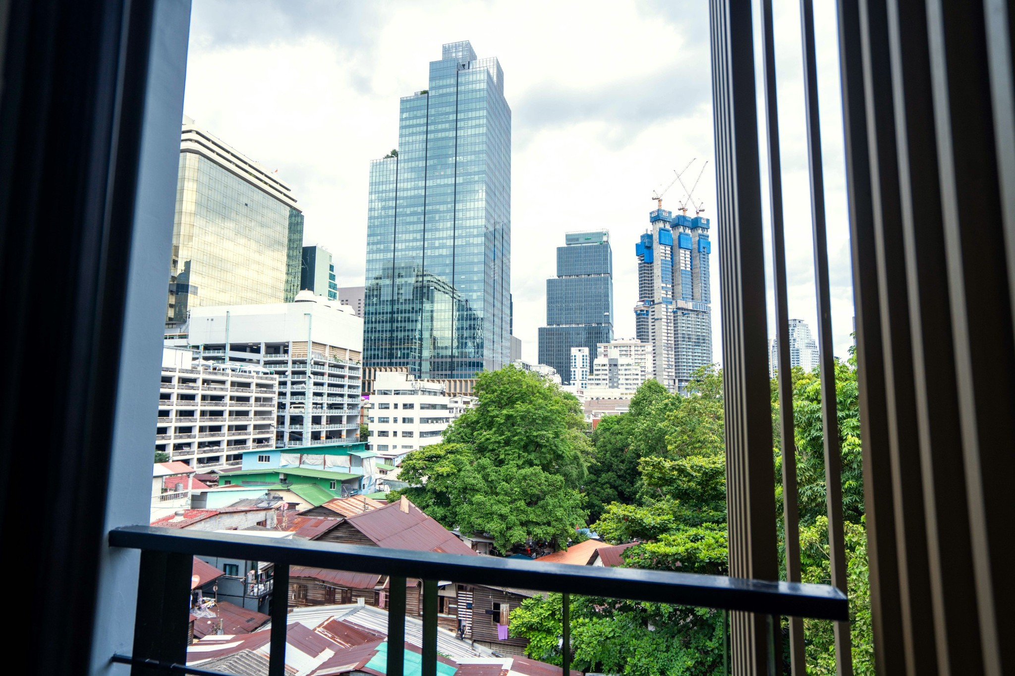 🌟 ให้เช่า KLASS Silom Condo (Low-Rise 8 ชั้น) | ห้องรีโนเวทใหม่ทั้งห้อง สวยที่สุดในตึก! 🌟