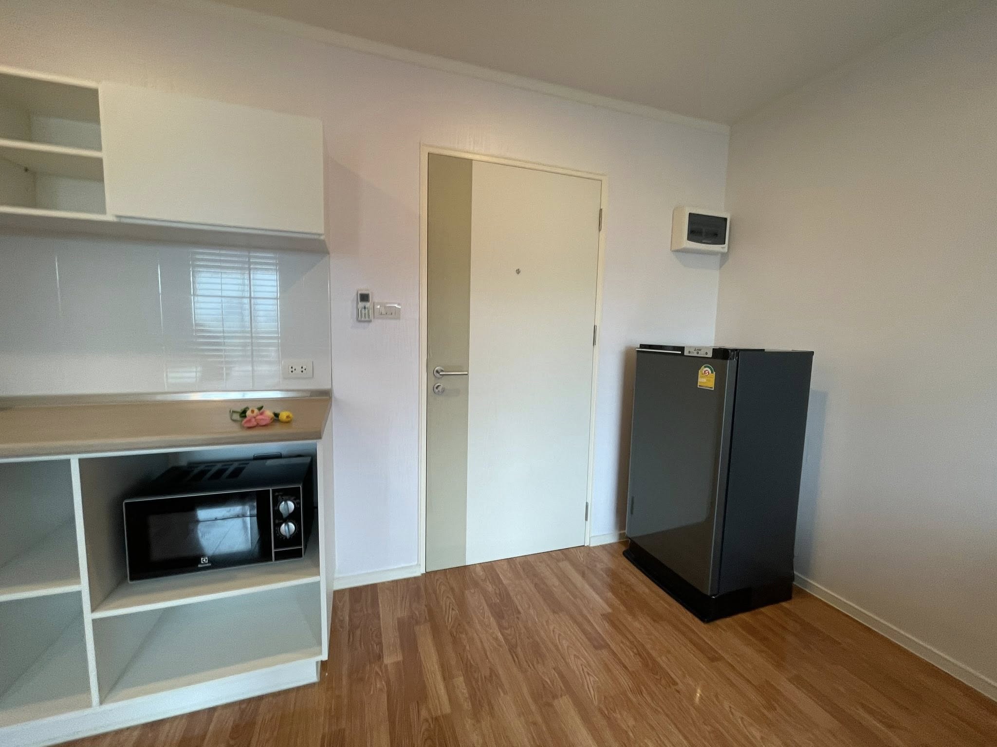 🌟 ให้เช่าคอนโด Lumpini Ville Sukhumvit 76 – Bearing Station (ลุมพินี วิลล์ สุขุมวิท 76 - แบริ่ง สเตชั่น) 📍 ใกล้ BTS แบริ่ง เพียง 1 กม. | มีรถตู้รับ-ส่ง