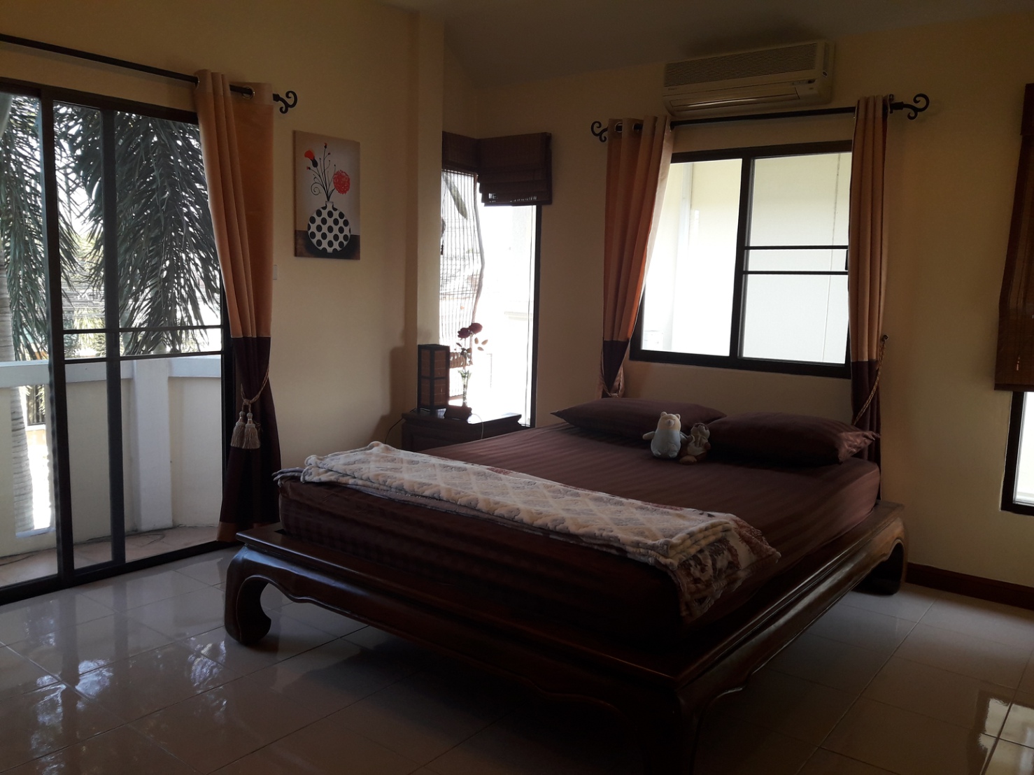 ขาย / เช่า บ้านเดียว 2 ชั้น หมู่บ้าน สยามเพส พัทยา ค่าเช่า 25,000 บาทต่อเดือนรายเดือน