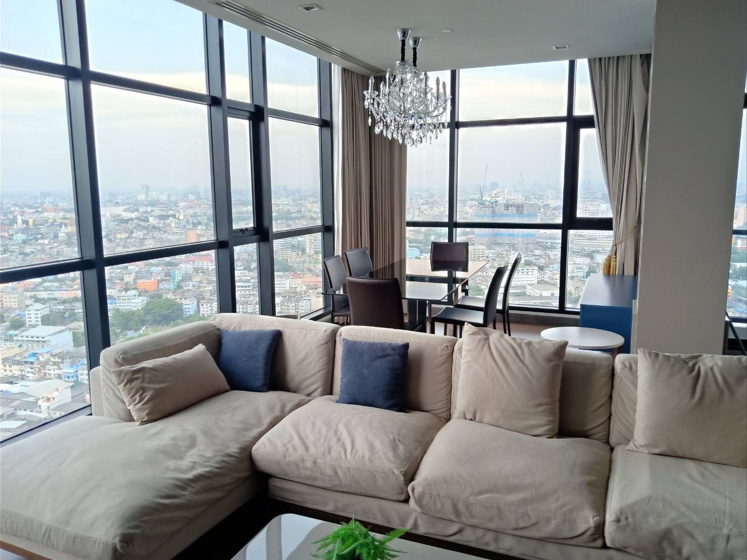 🏙 ให้เช่า / ขาย คอนโด ห้อง Penthouse Duplex – Urbano Absolute Sathorn–Taksin ✨