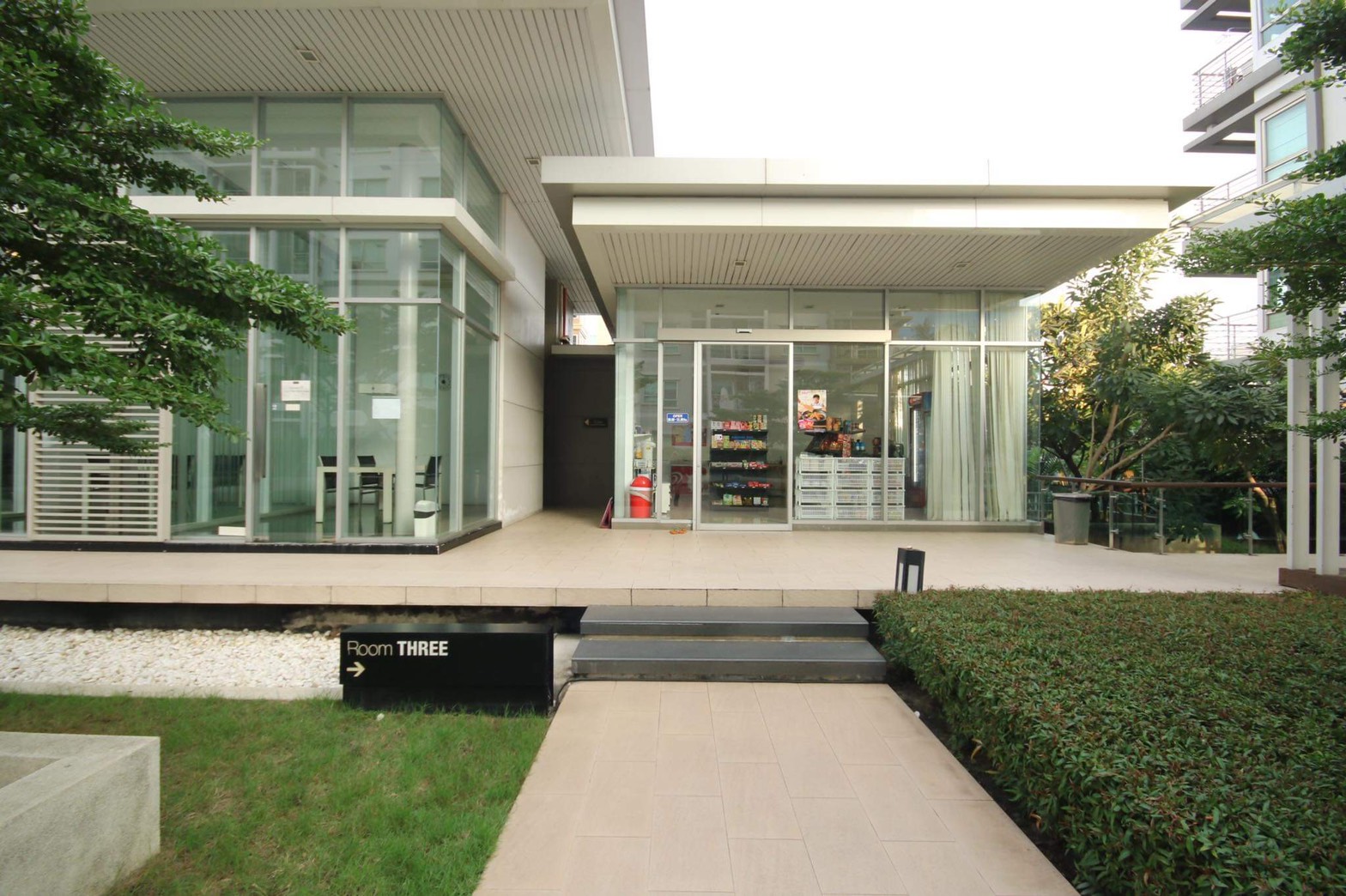 ให้เช่าคอนโด 2 นอน 2 น้ำ 18000 / เดือน โคงการ The Room Ratchada - Ladprao (เดอะ รูม รัชดา-ลาดพร้าว ) 2 ห้องนอน 2 ห้องน้ำ