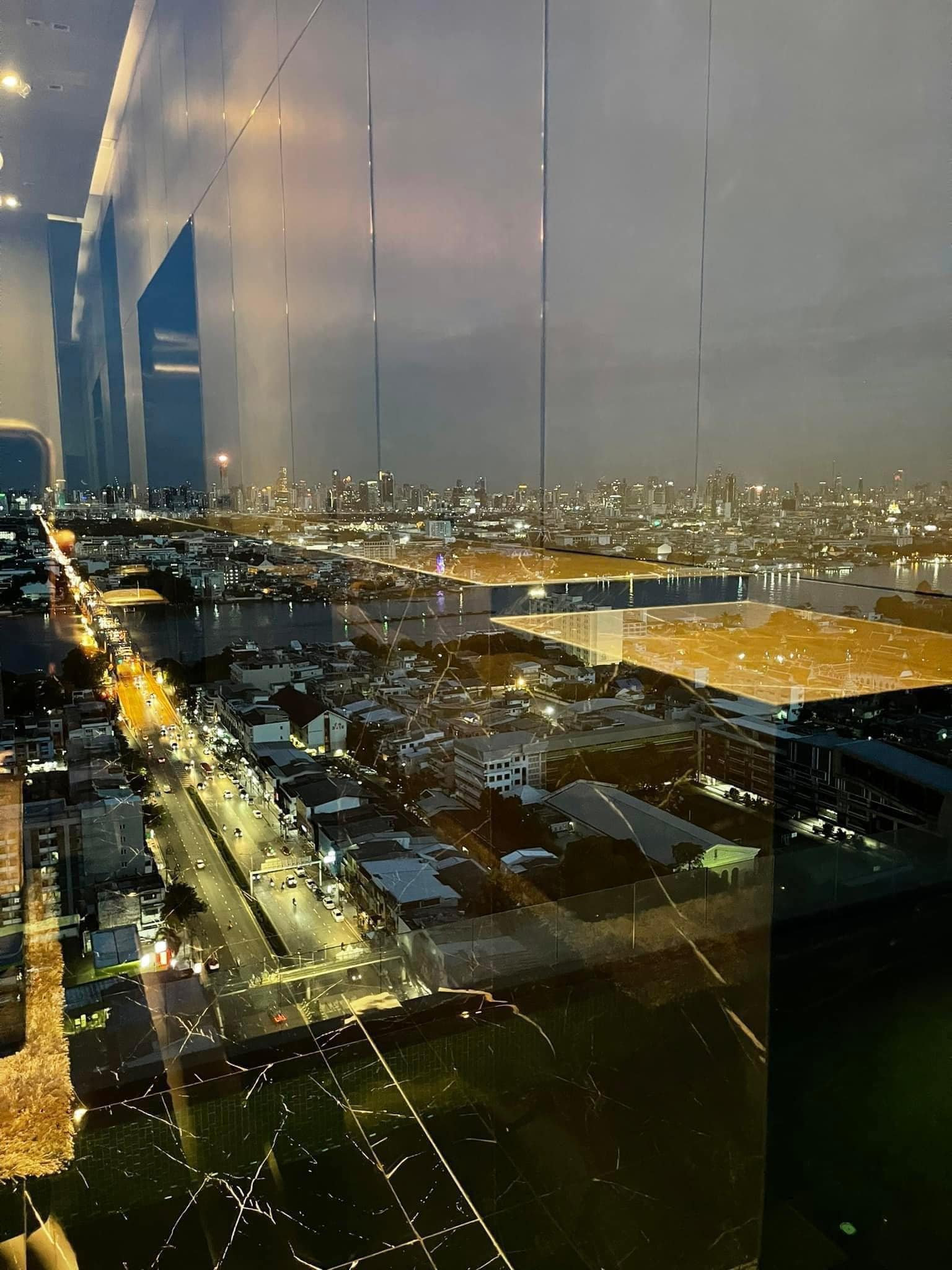 ให้เช่าคอนโด Urbano Rajavithi (เออร์บาโน ราชวิถี) วิวเเม่น้ำเจ้าพระยา ติด MRT สิรินธร ราคา 15,000 บาท /เดือน