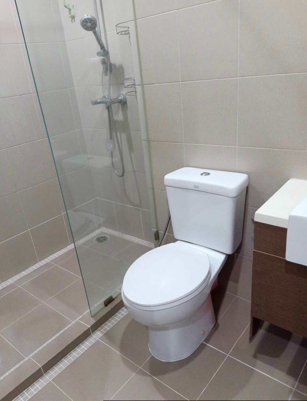 ðïļ āđāļŦāđāđāļāđāļēāļāļāļāđāļ āđāļŪāļāđ āļŠāļēāļāļĢ / For Rent Hive Sathorn Condominium ( English below )