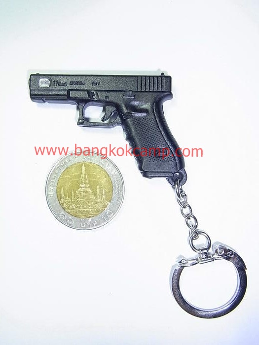 พวงกุญแจ ยี่ห้อปืน กล๊อก Glock รุ่น2 (Gen4) วัสดุโพลีเมอร์(วัสดุเดียว กับที่ทำปืน GLOCK) ....Made in Austria ....ใหม่ แท้