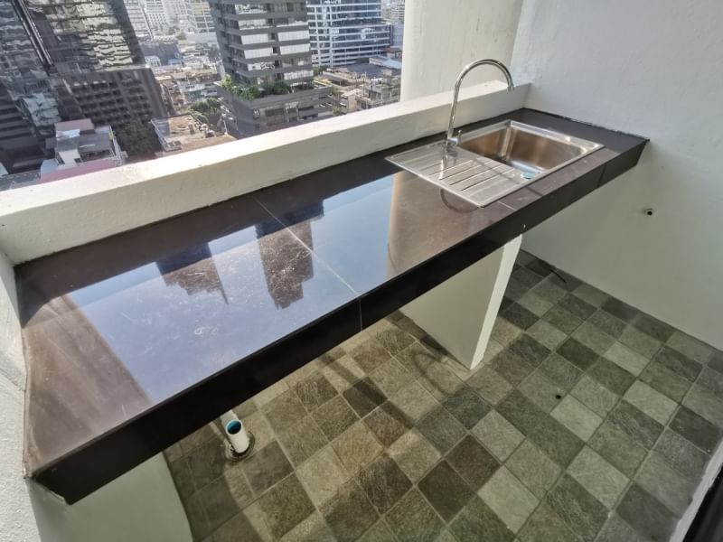 ขายคอนโดใกล้ BTS ช่องนนทรี เพียง 90,000บ/ตร.ม. คอนโดไอทีเอฟ-สีลมพาเลช