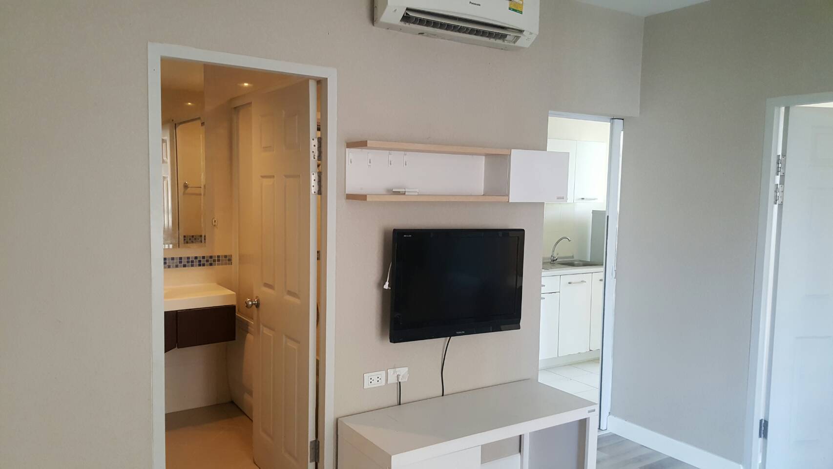 ให้เช่า คอนโด Life @รัชดา-สุทธิสาร Life @ Ratchada - Suthisan 1 ห้องนอน 1 ห้องน้ำ ขนาด 43 ตรม. ห้องมุม