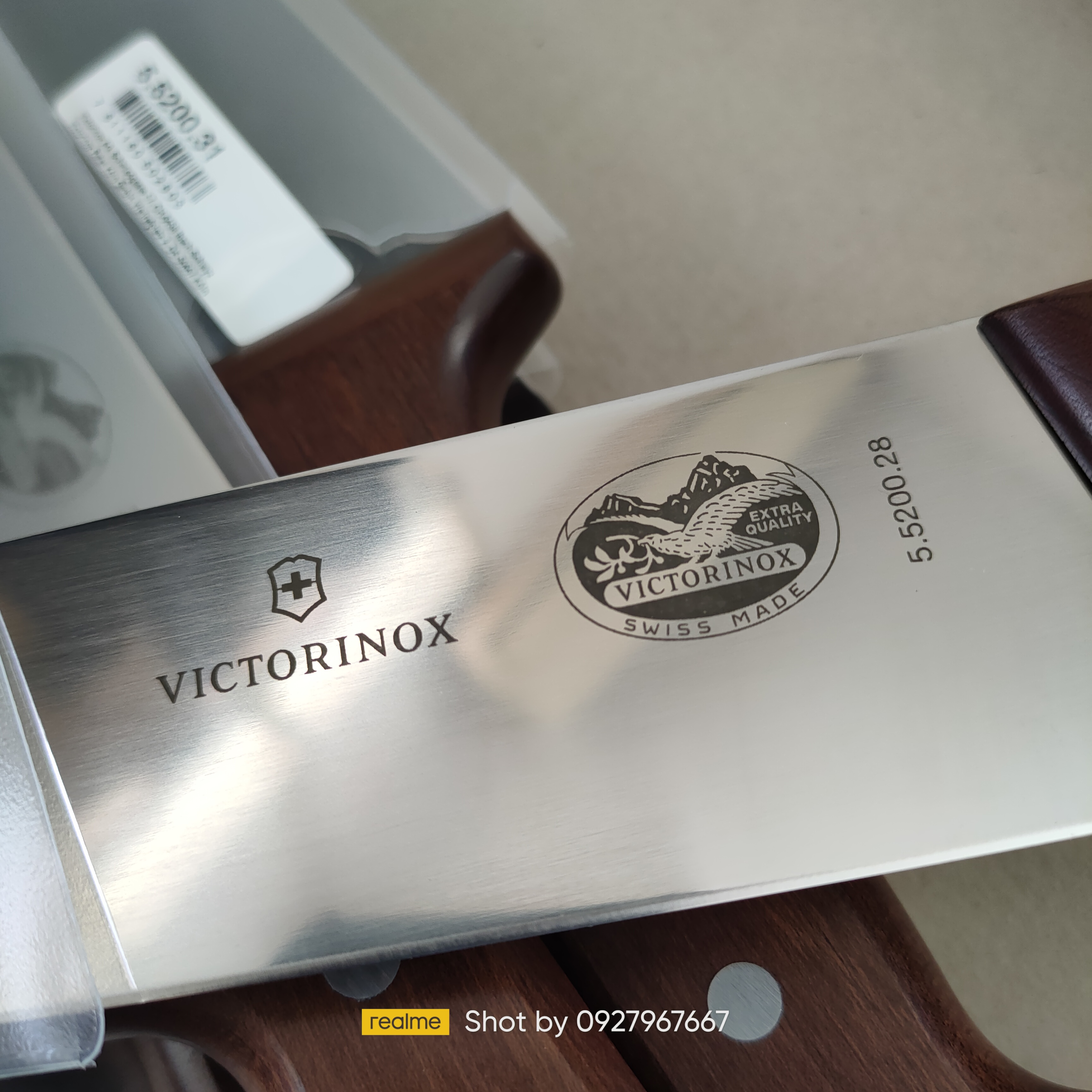 มีด ด้ามไม้ Victorinox ใบมีด 31 cm. (12 นิ้ว) Made in Switzerland ใหม่ แท้ (5.5200.31)