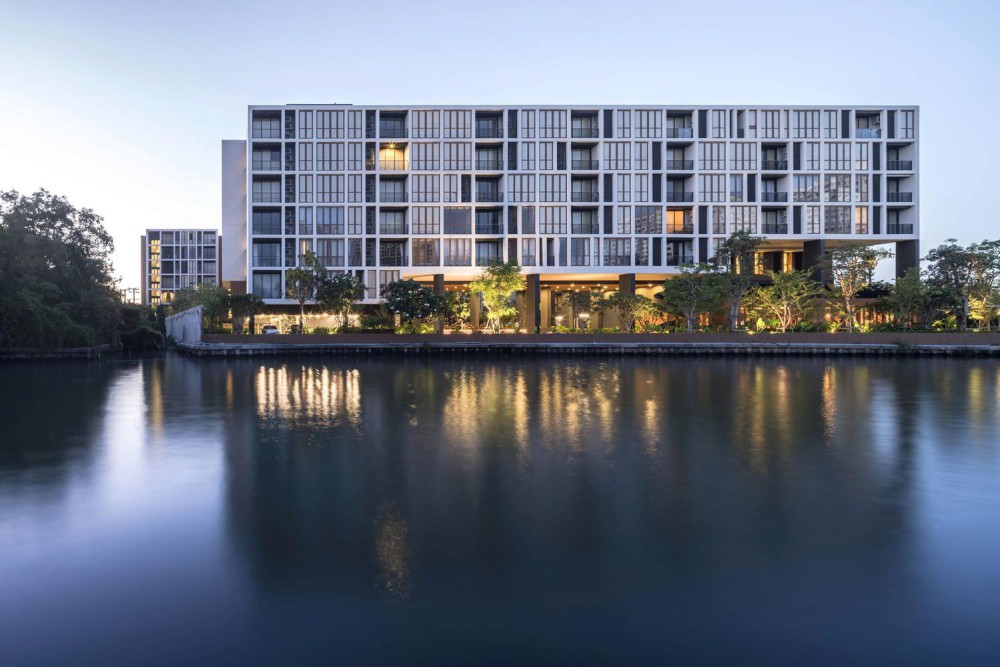 ให้เช่าคอนโดหรู Low-Rise โครงการ HASU HAUS (ฮาสุ เฮาส์)