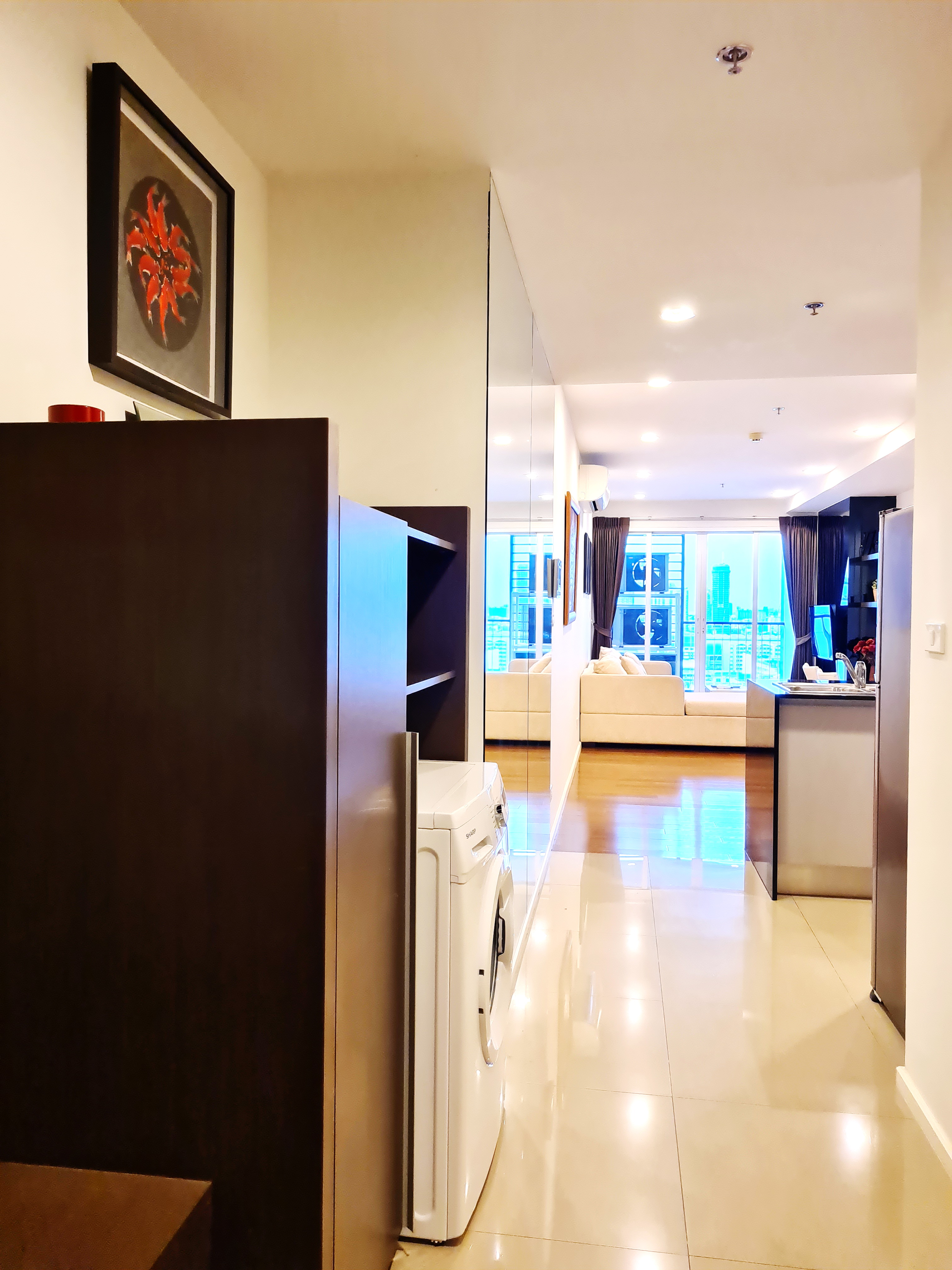 ขายและให้เช่า15 Sukhumvit Residences (15 สุขุมวิท เรสซิเด็นท์) จำนวน 3 ยูนิต