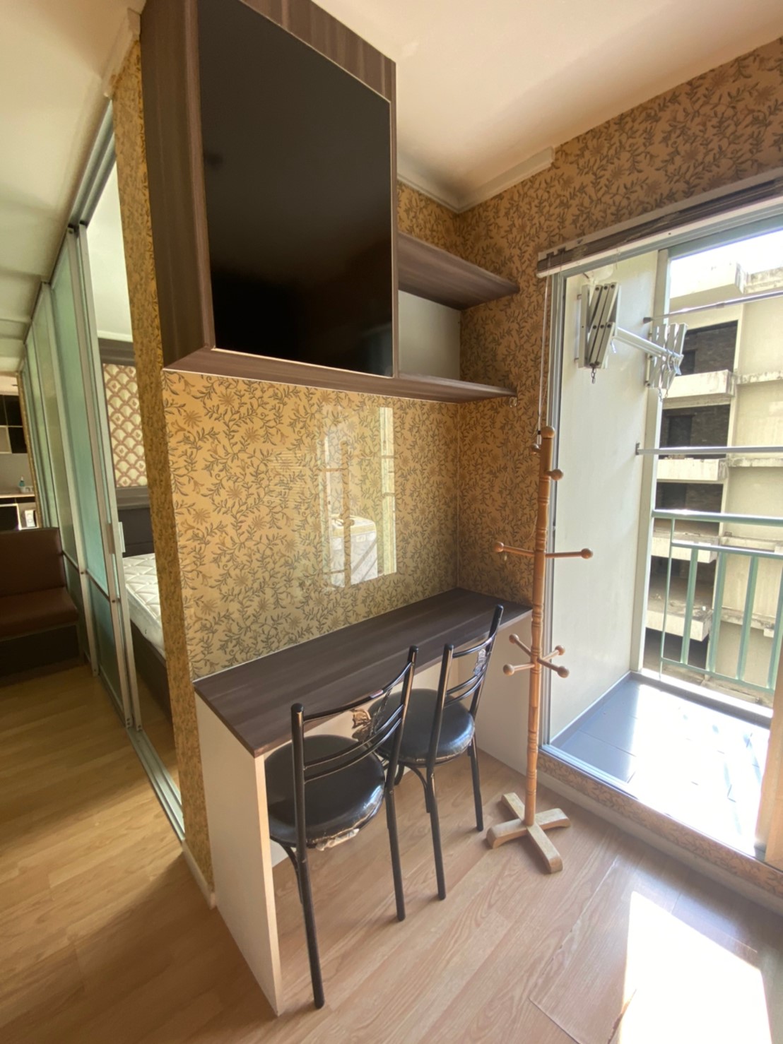 ขายด่วนคอนโด Lumpini Ville Lasalle - Barring (ลุมพินี วิลล์ ลาซาล-แบริ่ง ) แบบห้อง 1 ห้องนอน 1 ห้องน้ำ ขนาด 22.8ตรม