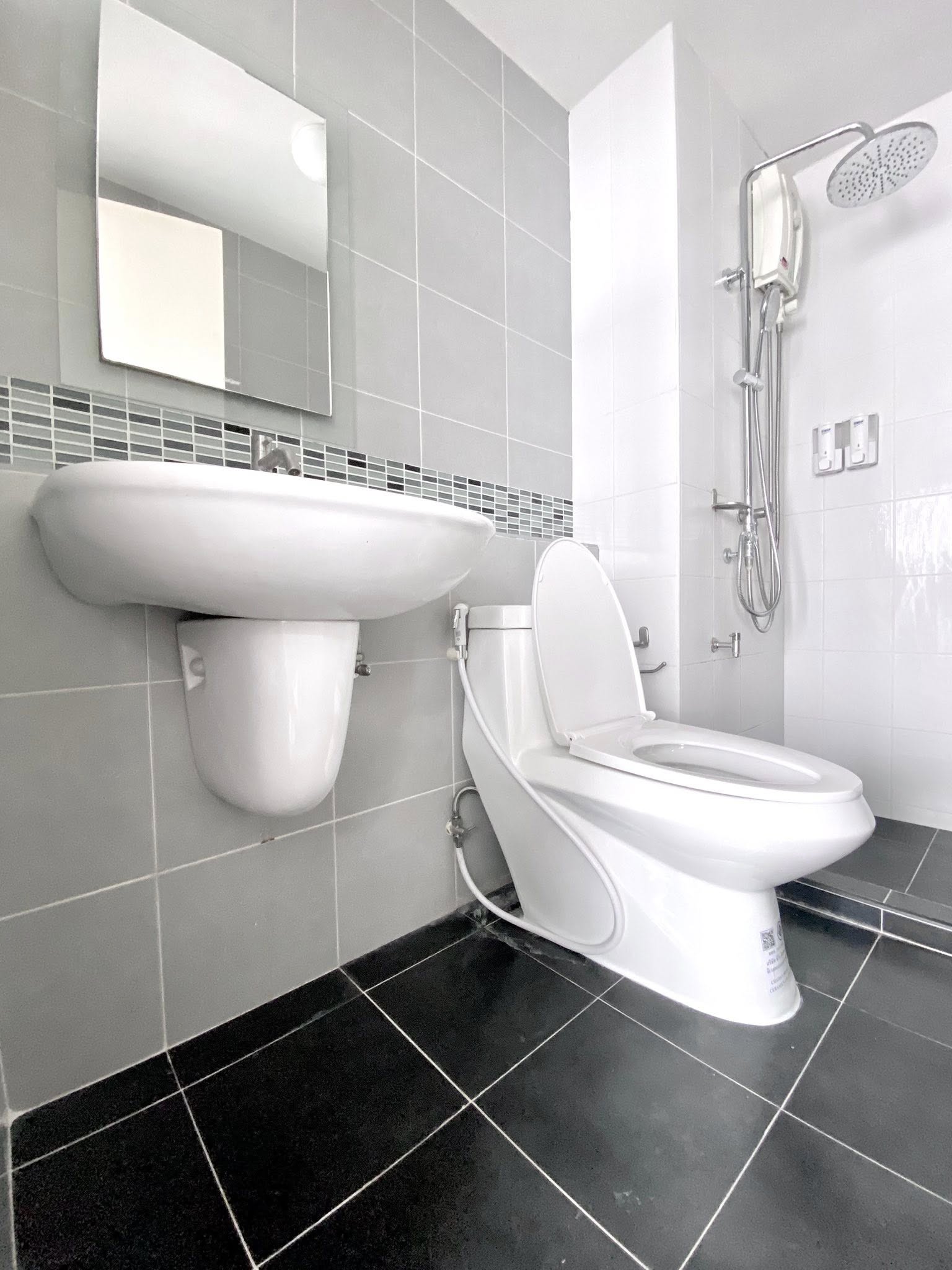 ให้เช่าคอนโด dcondo Ramkhamhaeng 64 (ดีคอนโด รามคำแหง 64) (Low-rise) ค่าเช่า 9,500 บาท/เดือน