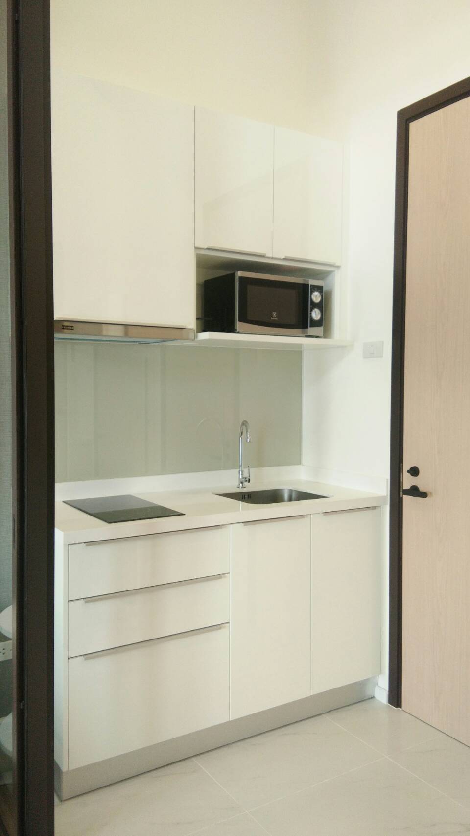 ให้เช่าคอนโด Chewathai Residence Asoke (ชีวาทัย เรสซิเดนซ์ อโศก) ห้องDuplex 1 ห้องนอน