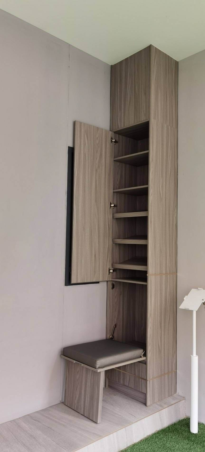 ให้เช่า ไอเจ้นท์ พัฒนาการ EIGEN Pattanakarn ซอยพัฒนาการ 99 (เข้าซอย 100 เมตร) Smart townhome ใหม่ หลังใหญ่ แบบ Simpli ติดถนนเมนหน้าโครงการ 15 เมตร