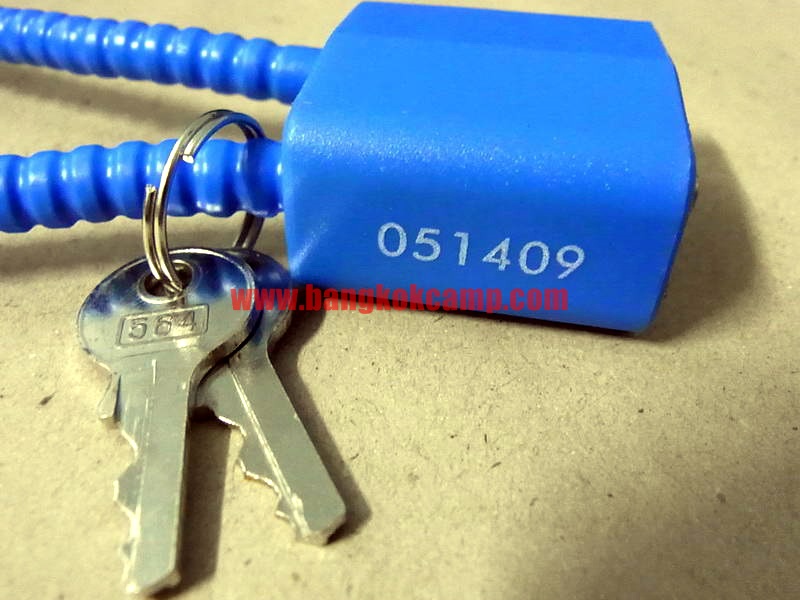 กุญแจล๊อคปืน สีน้ำเงิน ใหม่เก่าเก็บ