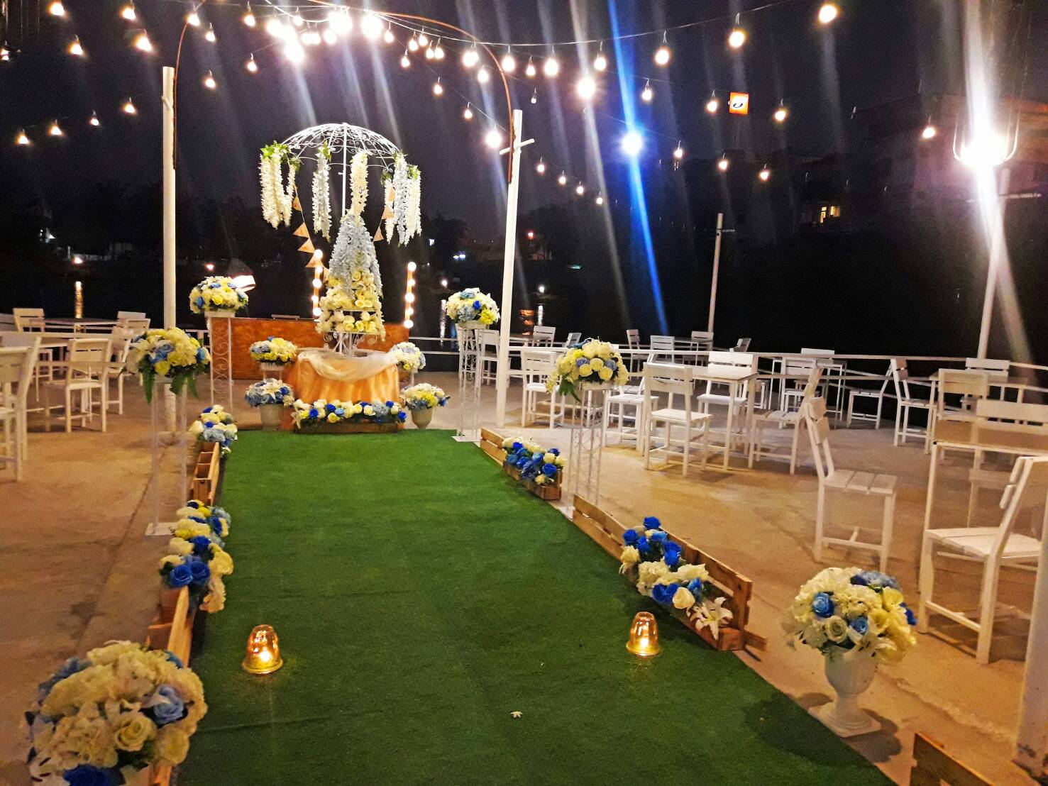 รหัสทรัพย์ 71220 Garden Of Love บริการสถานที่จัดเลี้ยงงานสังสรรค์ในรูปแบบส่วนตัวมีบริการทั้งเรือนแพริมน้ำ