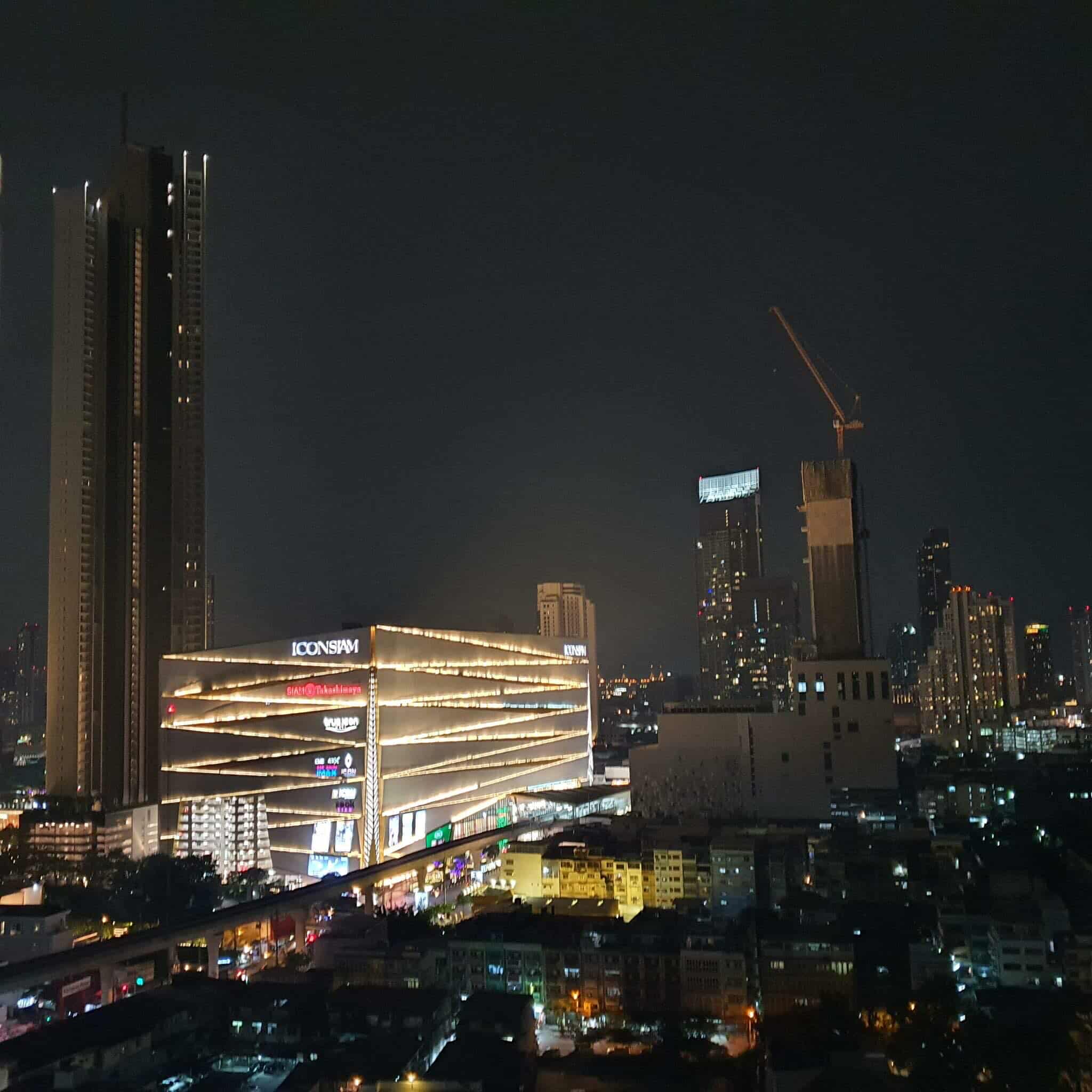 ð āđāļŦāđāđāļāđāļēāļāļāļāđāļ Supalai Premier Charoen Nakhon (āļĻāļļāļ āļēāļĨāļąāļĒ āļāļĢāļĩāđāļĄāļĩāļĒāļĢāđ āđāļāļĢāļīāļāļāļāļĢ) āļ§āļīāļ§ ICONSIAM āļŠāļļāļāļāļĨāļąāļ