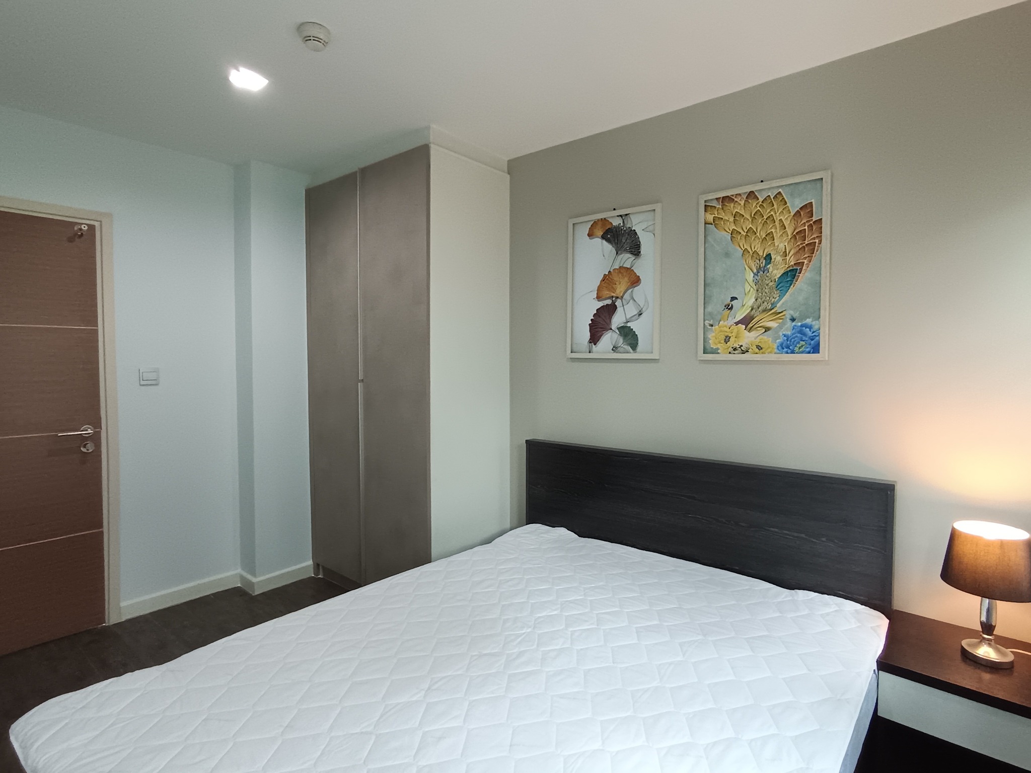 📌 ให้เช่าด่วน! คอนโด B Campus ประชาชื่น 2 ห้องนอน 1 ห้องน้ำ ขนาด 47 ตร.ม. ห้องมุม ชั้น 3