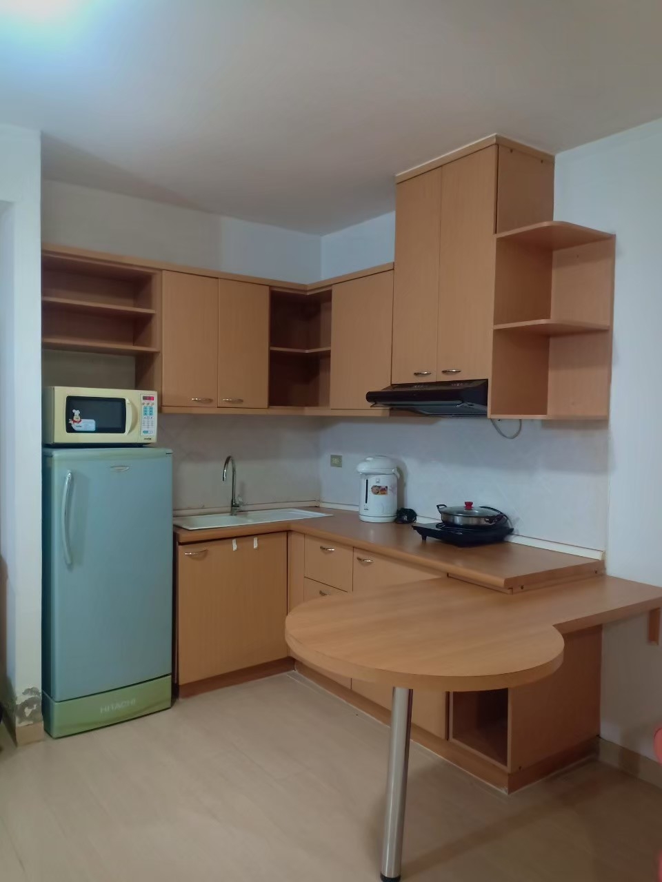 ให้เช่าคอนโด The Grand Condo (เดอะ แกรนด์ คอนโด) ห้องสตูดิโอ 1 ห้องน้ำ ห้องเลขที่ 2/143 ชั้น 12 พื้นที่ 44 ตารางเมตร