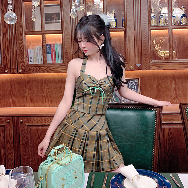 Summer Joy : พรีออเดอร์ เสื้อแฟชั่นเกาะอกสม็อคด้านหลัง มีสายคล้องคอ และ กระโปรงจีบรอบลายสก็อต (ราคาแยกชิ้น) แบรนด์แท้