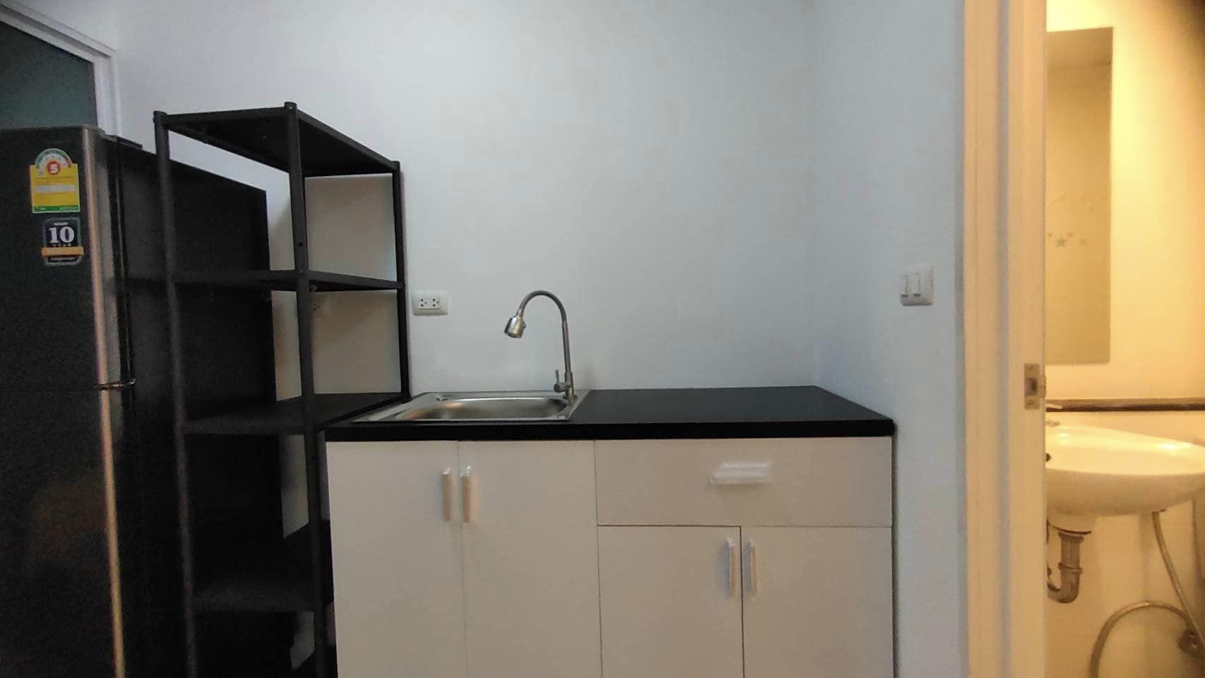 ให้เช่าคอนโด UNIO Charan 3 (ยูนิโอ คอนโด จรัญฯ 3) 1 ห้องนอน ชั้น 6 ตึก J เห็นวิวสระ เพิ่งแต่งเสร็จ